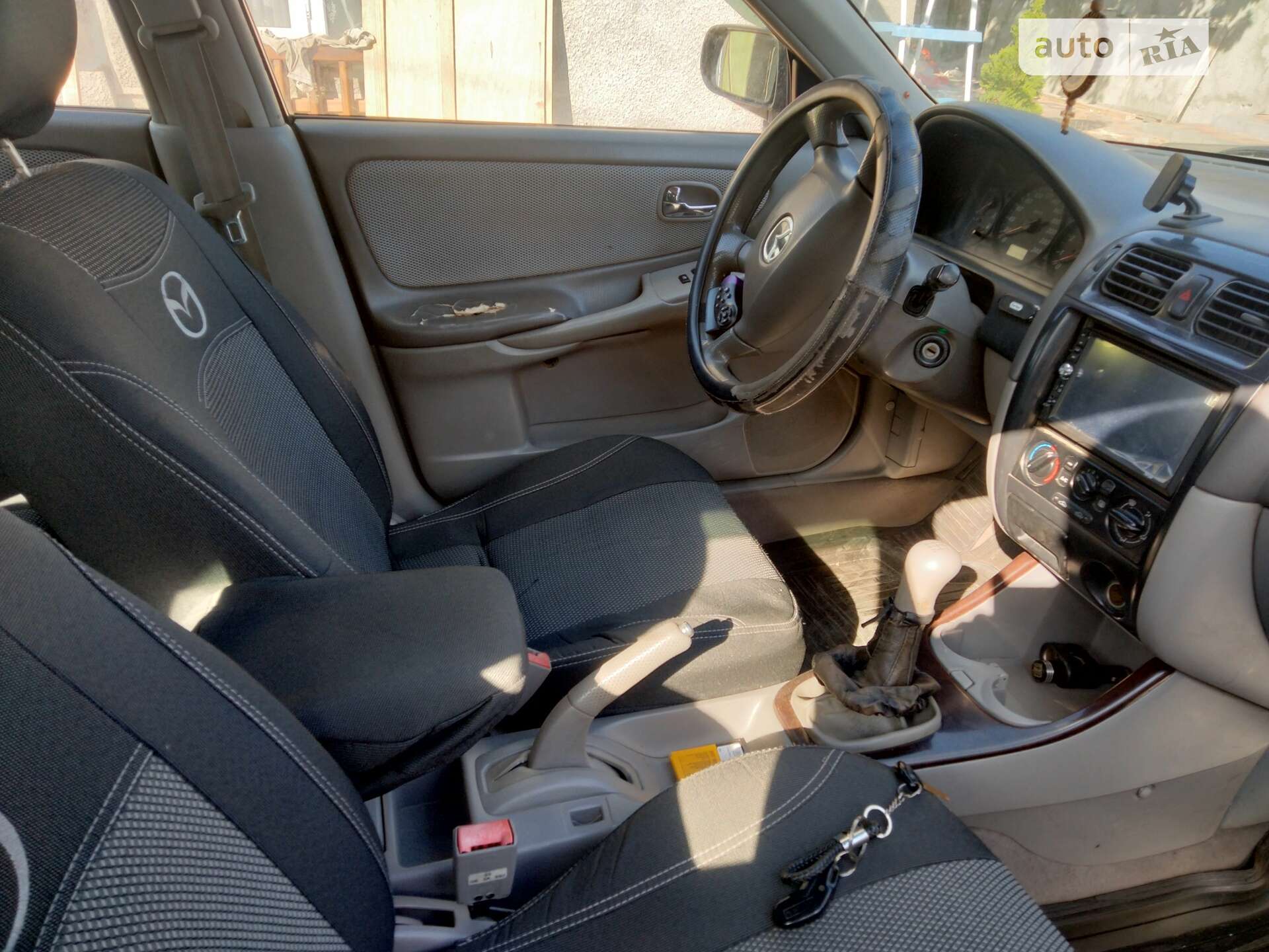 Mazda 626 2000 VIN JMZGF14P201422811 фото оголошення 2 з 8