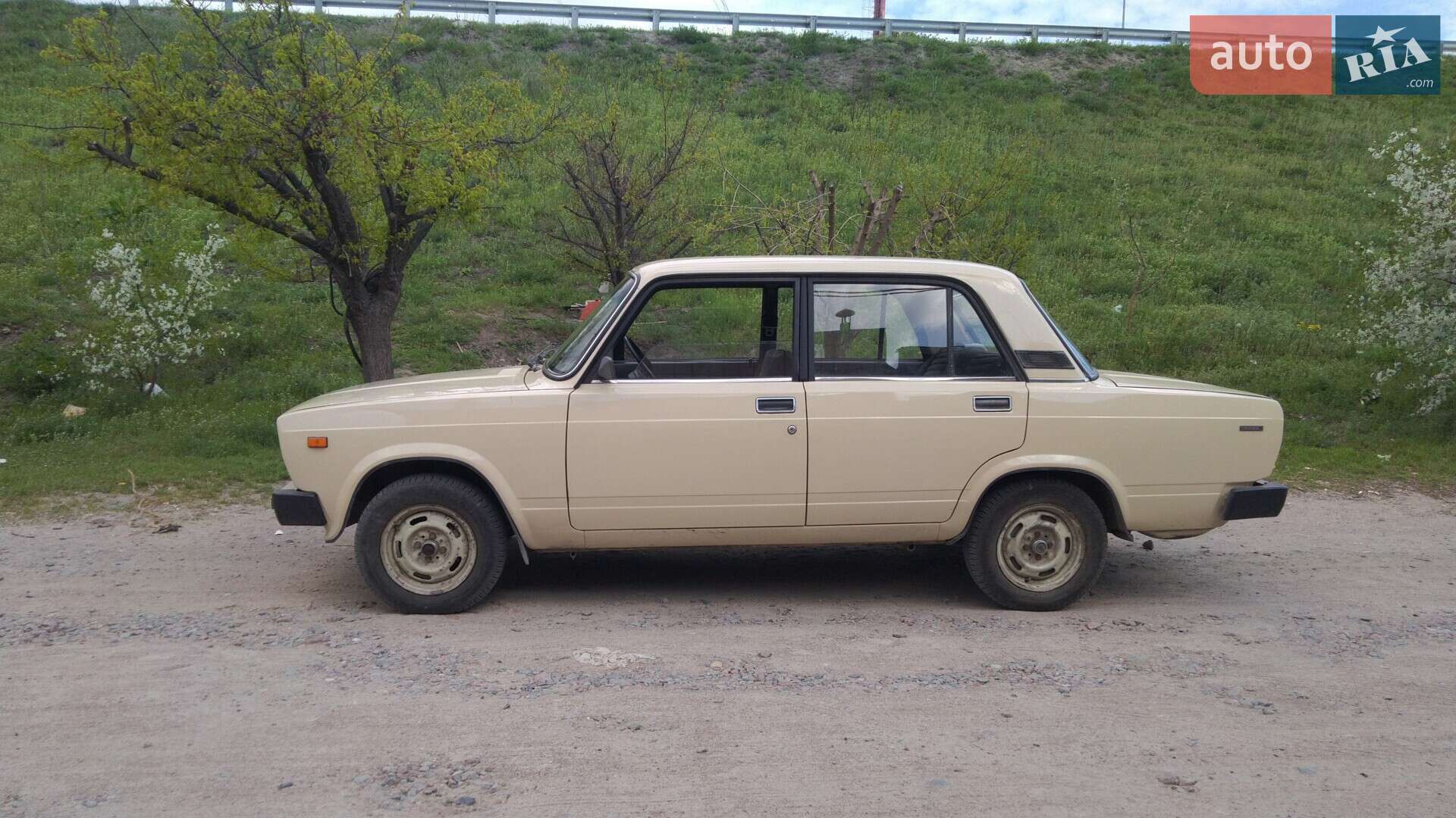 ВАЗ / Lada 2105 1991 VIN XTA210500M1212068 фото оголошення 5 з 19