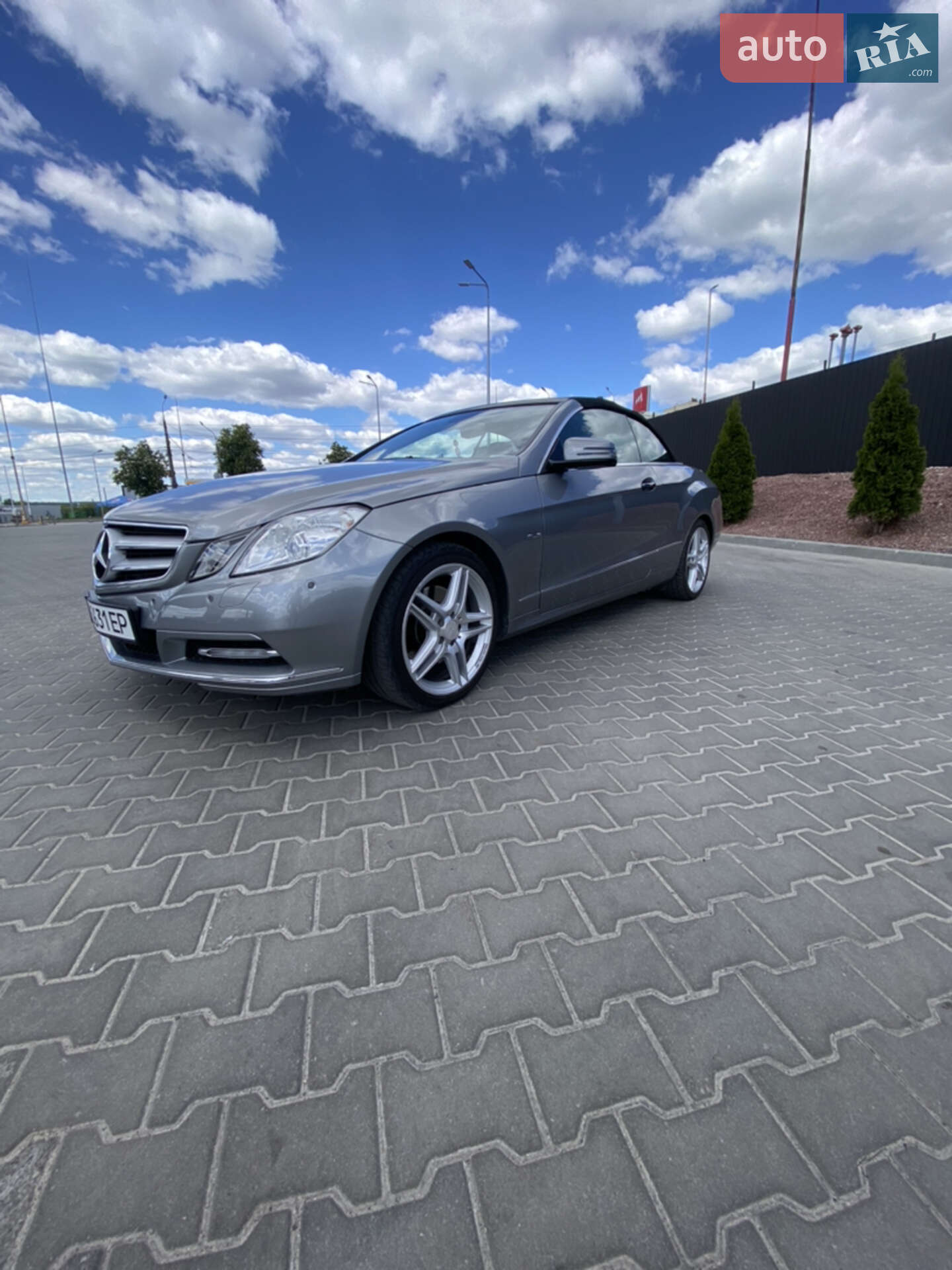 Mercedes-Benz E-Class 2010 VIN WDDKK5GF7BF087380 фото оголошення 3 з 32