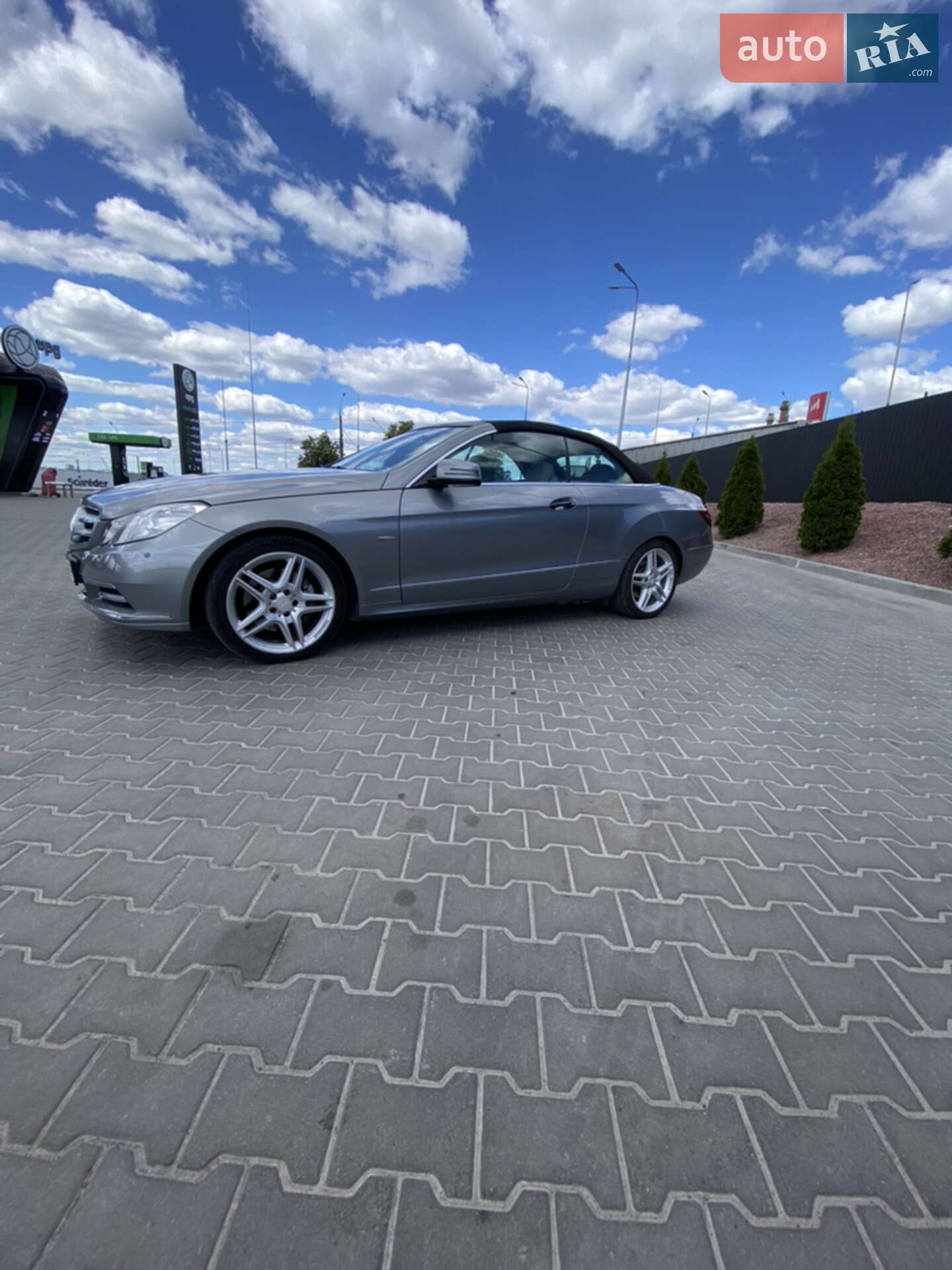 Mercedes-Benz E-Class 2010 VIN WDDKK5GF7BF087380 фото оголошення 4 з 32