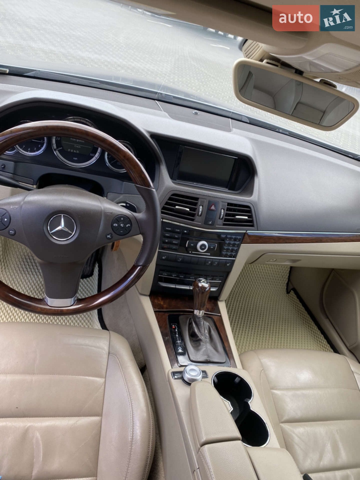 Mercedes-Benz E-Class 2010 VIN WDDKK5GF7BF087380 фото оголошення 12 з 32