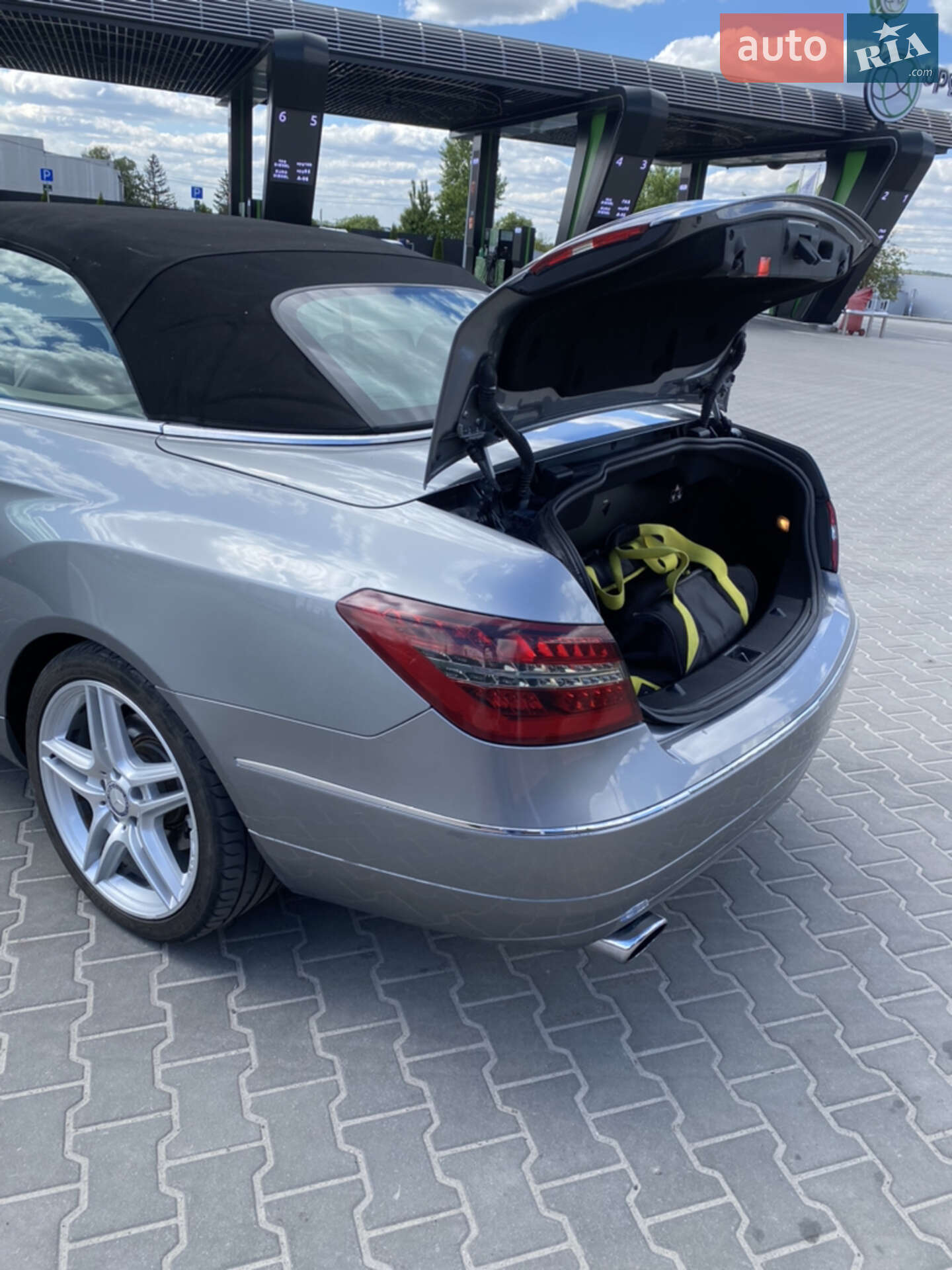 Mercedes-Benz E-Class 2010 VIN WDDKK5GF7BF087380 фото оголошення 28 з 32