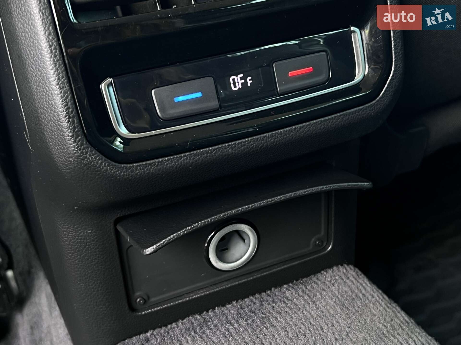 Volkswagen Passat 2015 VIN WVWZZZ3CZGE141023 фото оголошення 17 з 42