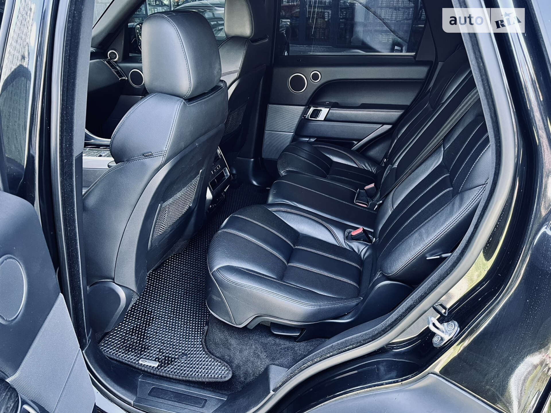Land Rover Range Rover Sport 2016 VIN SALWA2KF9GA113415 фото оголошення 7 з 9