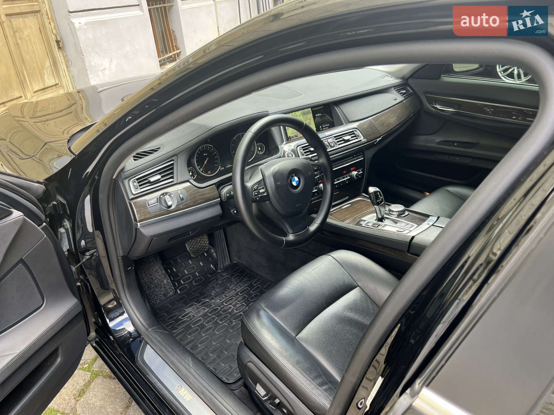 BMW 7 Series 2015 VIN WBAYA6C58FGK16458 фото оголошення 26 з 32