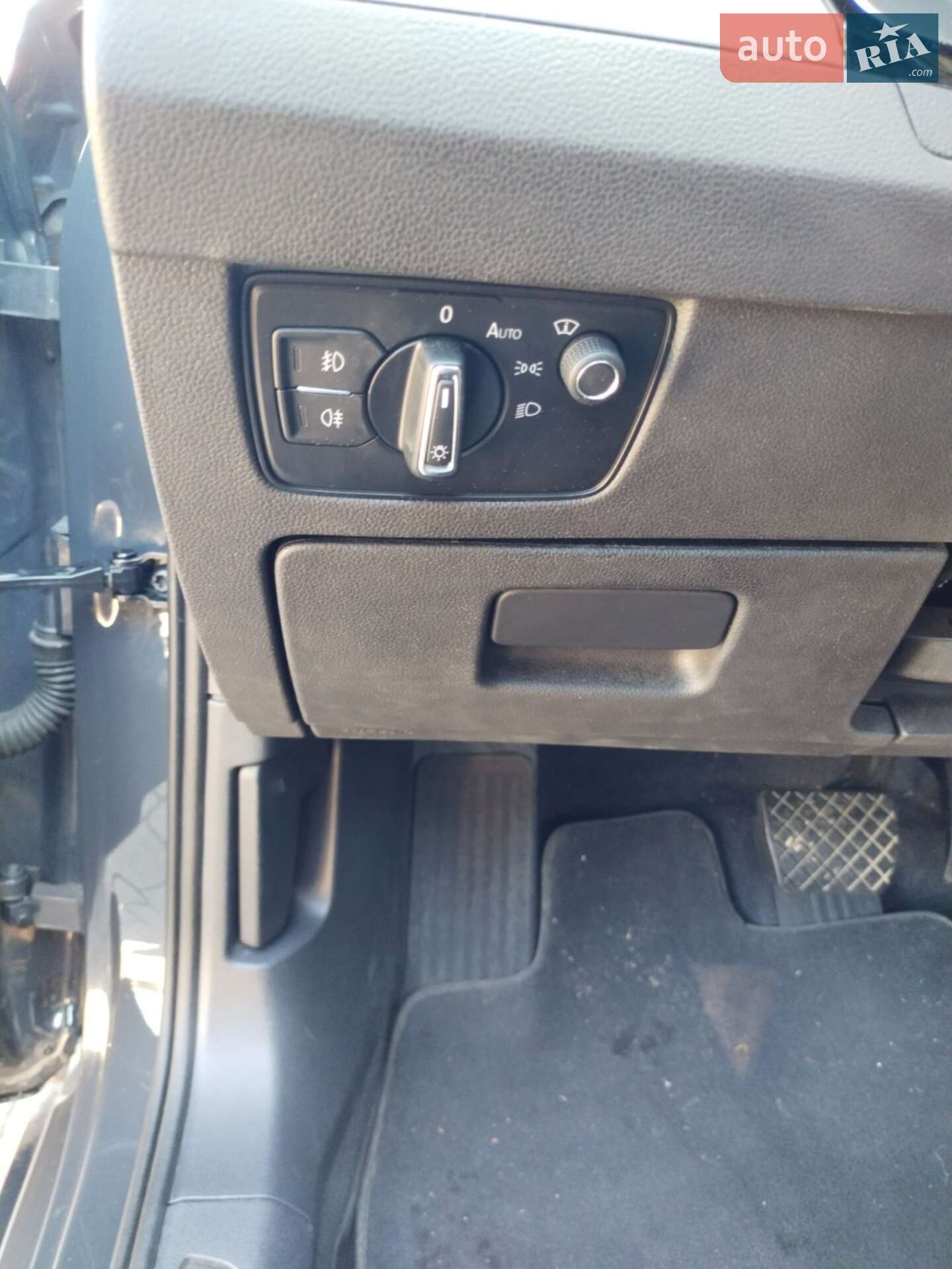 Volkswagen Passat 2018 VIN WVWZZZ3CZKE002808 фото оголошення 10 з 15