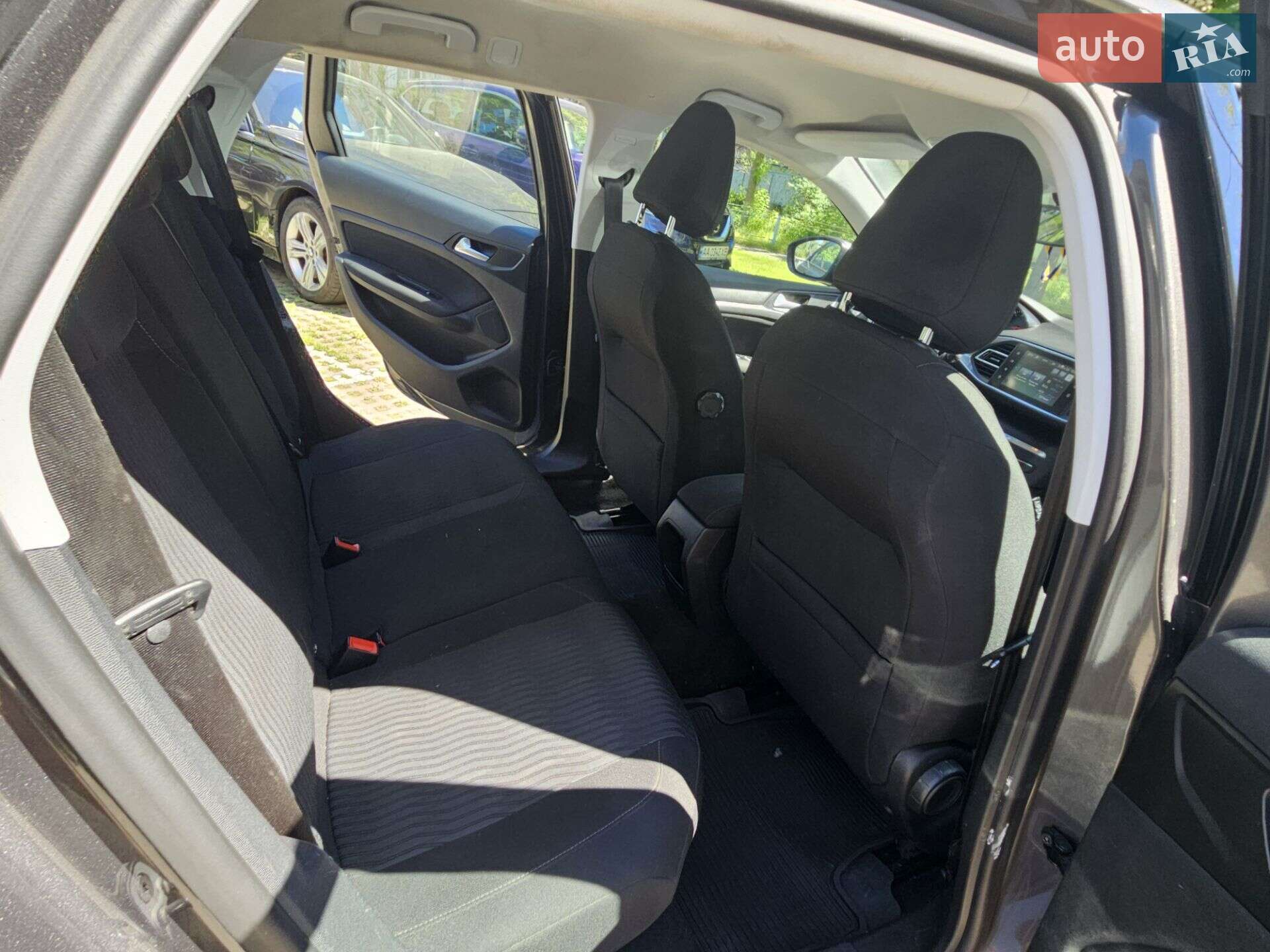 Peugeot 308 2016 VIN VF3LCBHXHGS191134 фото оголошення 14 з 17