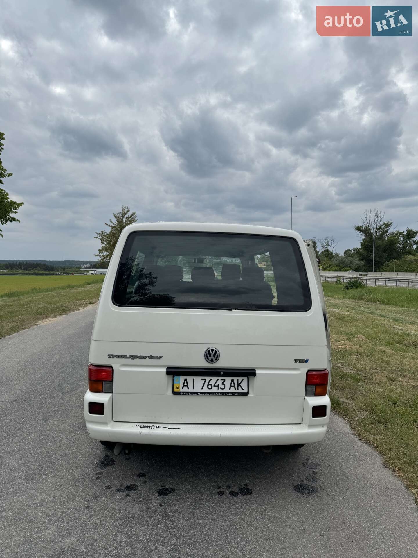 Volkswagen Transporter 2003 VIN WV1ZZZ70Z3X123826 фото оголошення 2 з 8