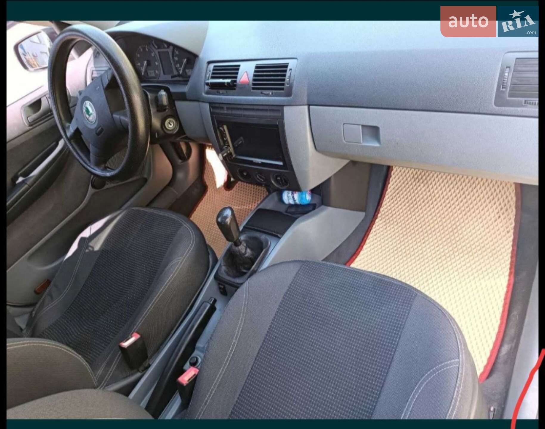 Skoda Fabia 2002 VIN TMBPH16Y523560740 фото оголошення 3 з 11