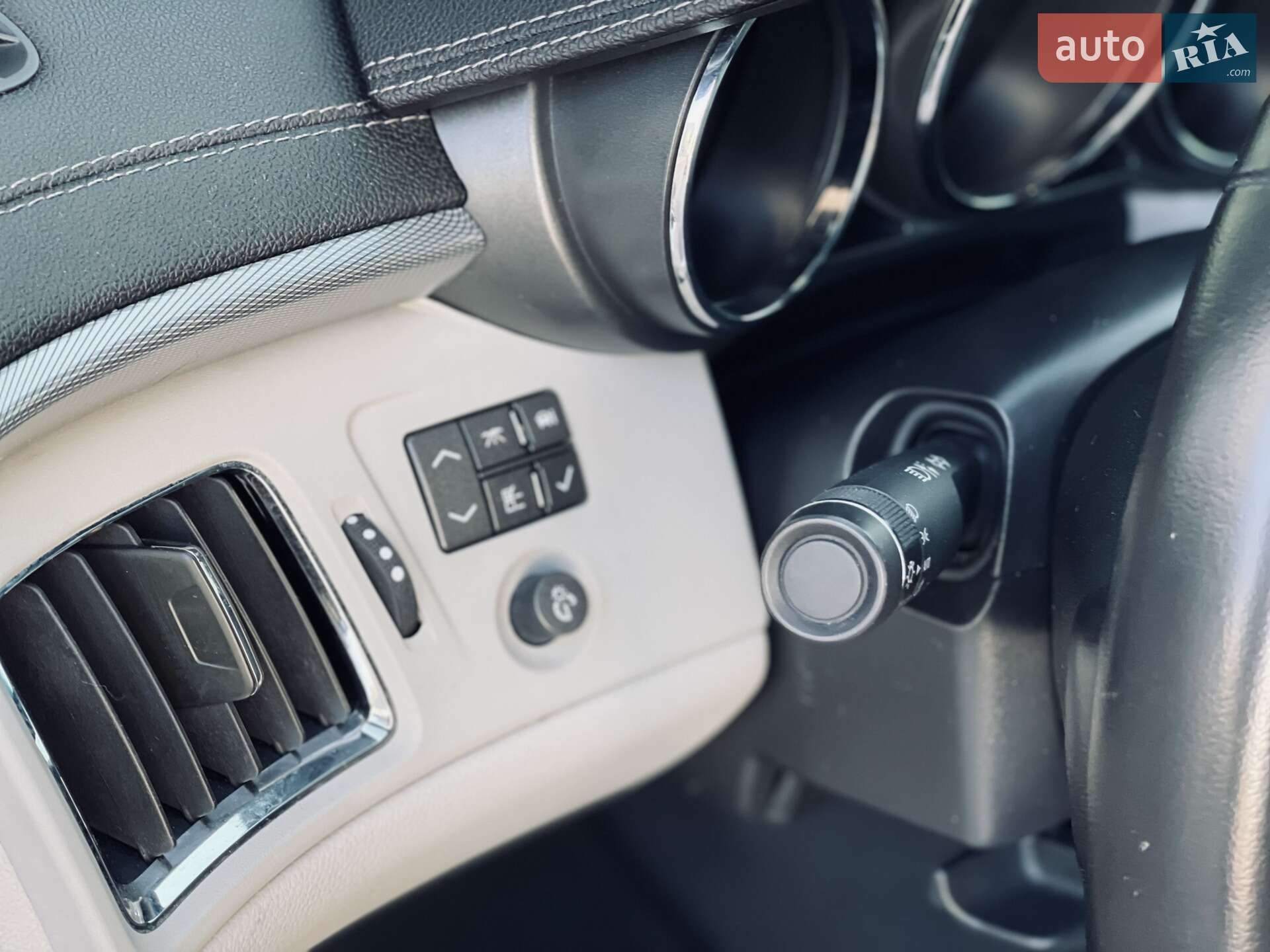 Cadillac CTS 2014 VIN 1G6DA1E30E0166665 фото оголошення 7 з 36