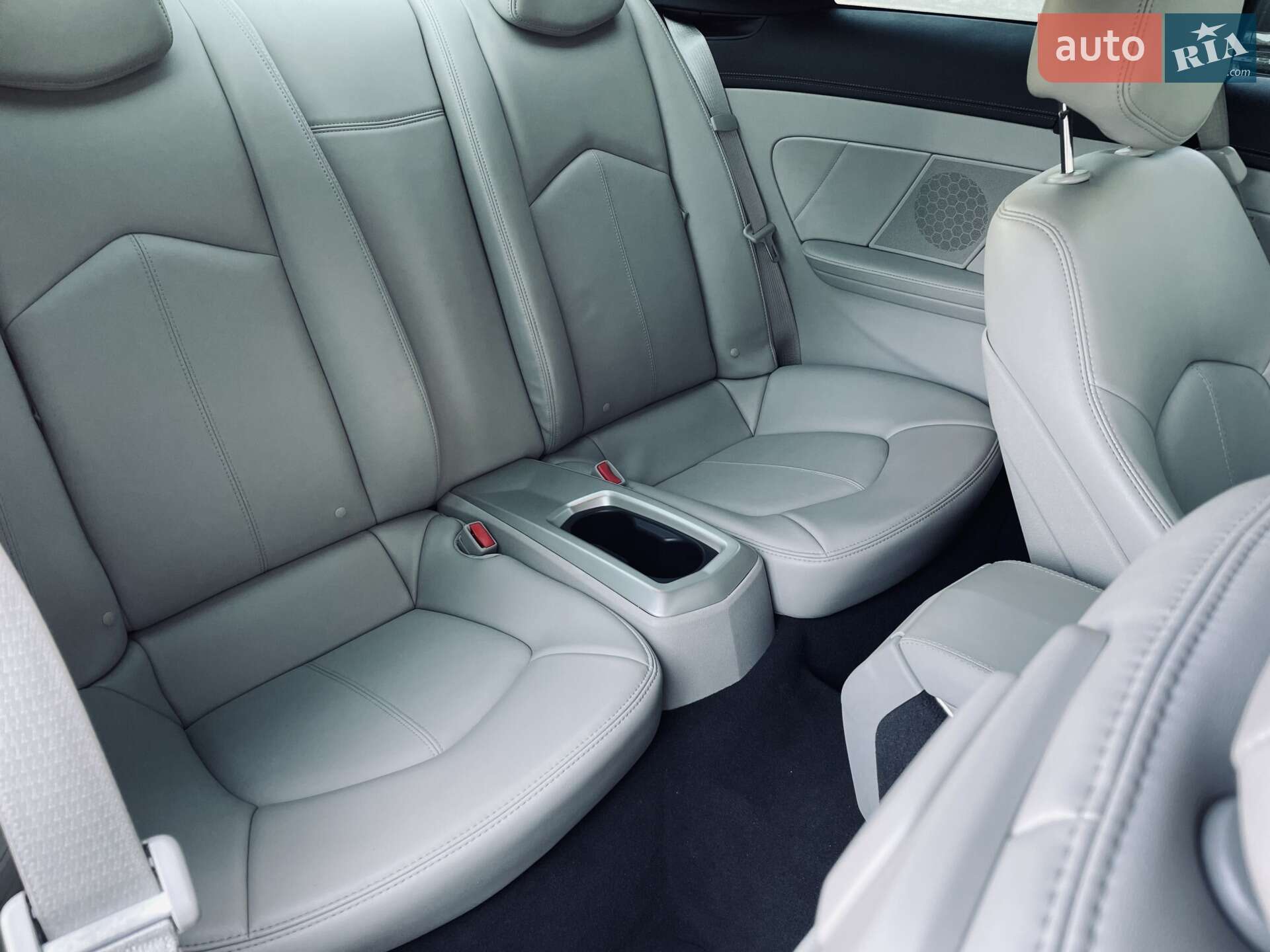 Cadillac CTS 2014 VIN 1G6DA1E30E0166665 фото оголошення 10 з 36