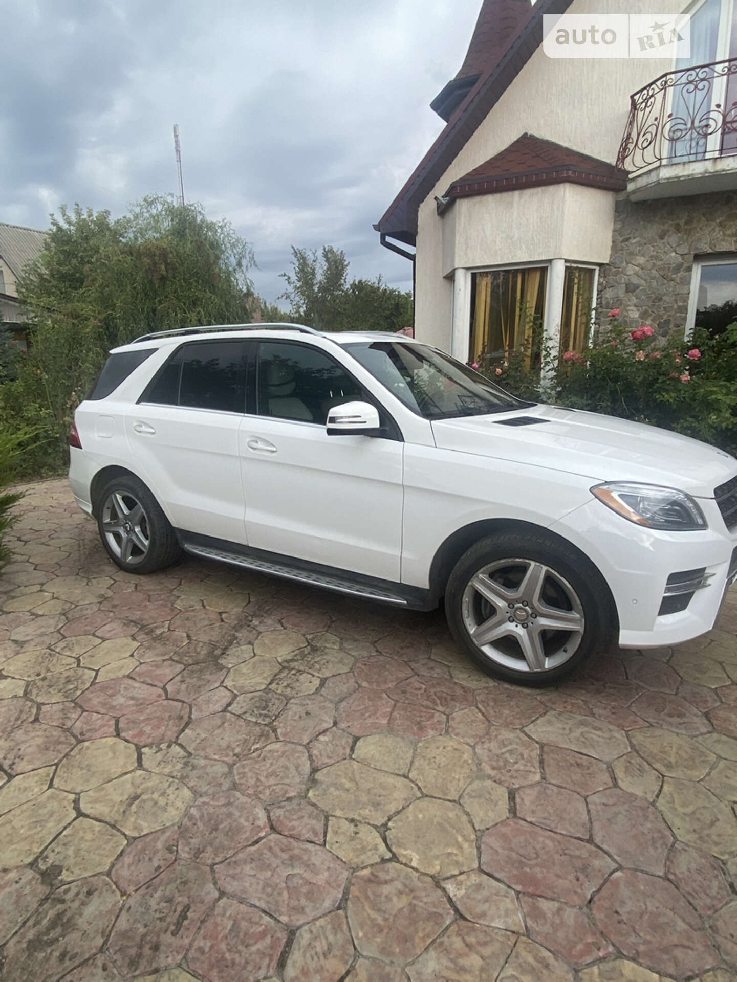 Mercedes-Benz M-Class 2014 VIN 4JGDA5GB9FA511854 фото оголошення 6 з 22