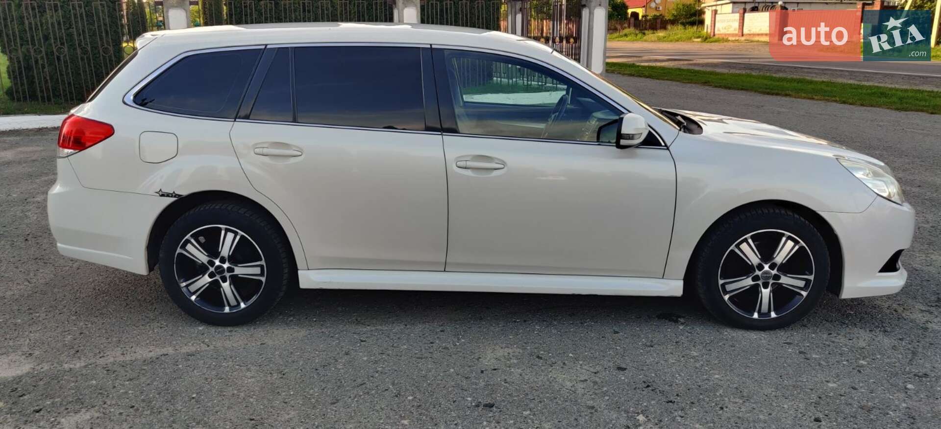 Subaru Legacy 2010 VIN JF1BRDLZ1AG015575 фото оголошення 9 з 20