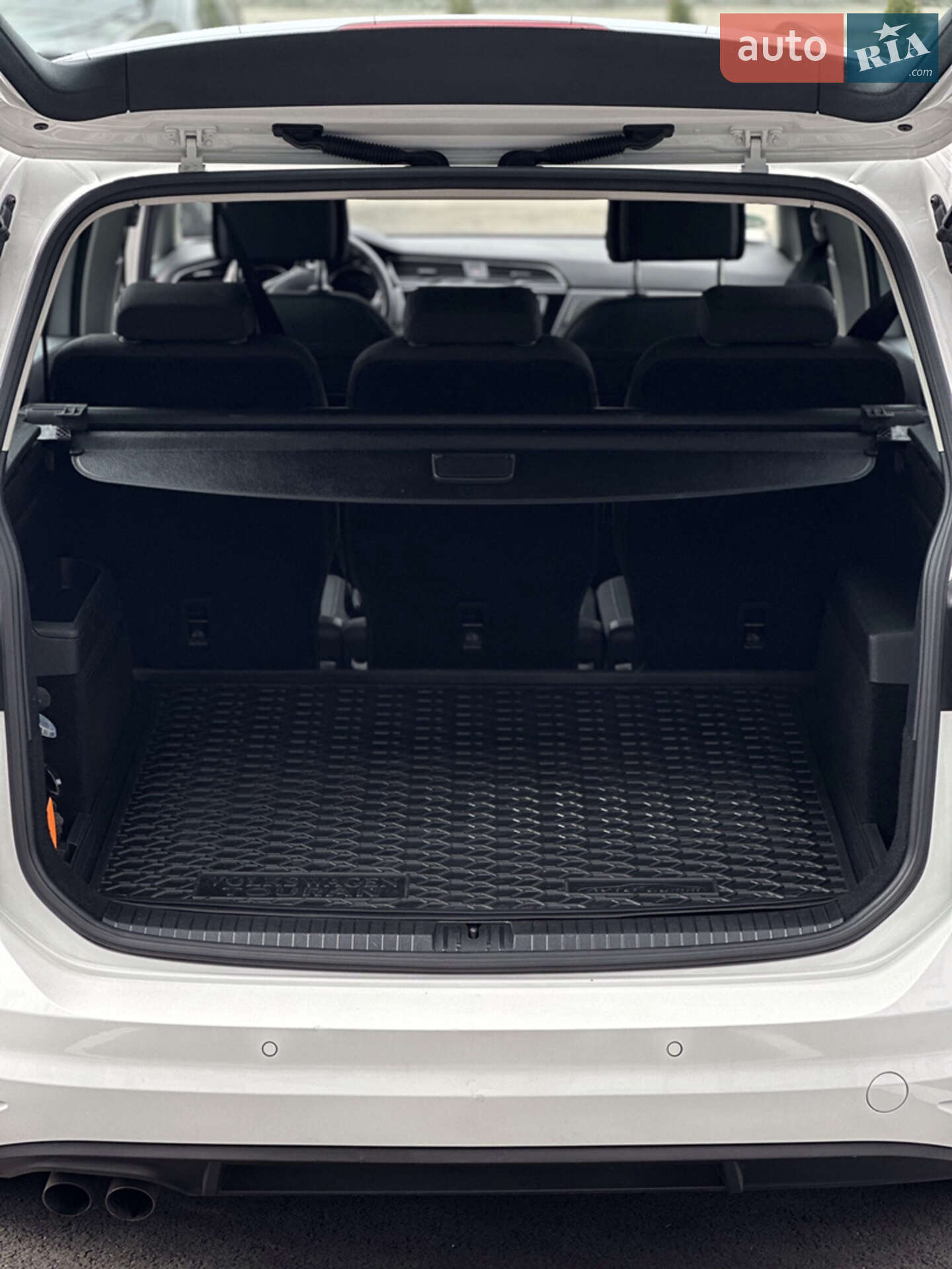 Volkswagen Touran 2016 VIN WVGZZZ1TZGW580849 фото оголошення 19 з 26