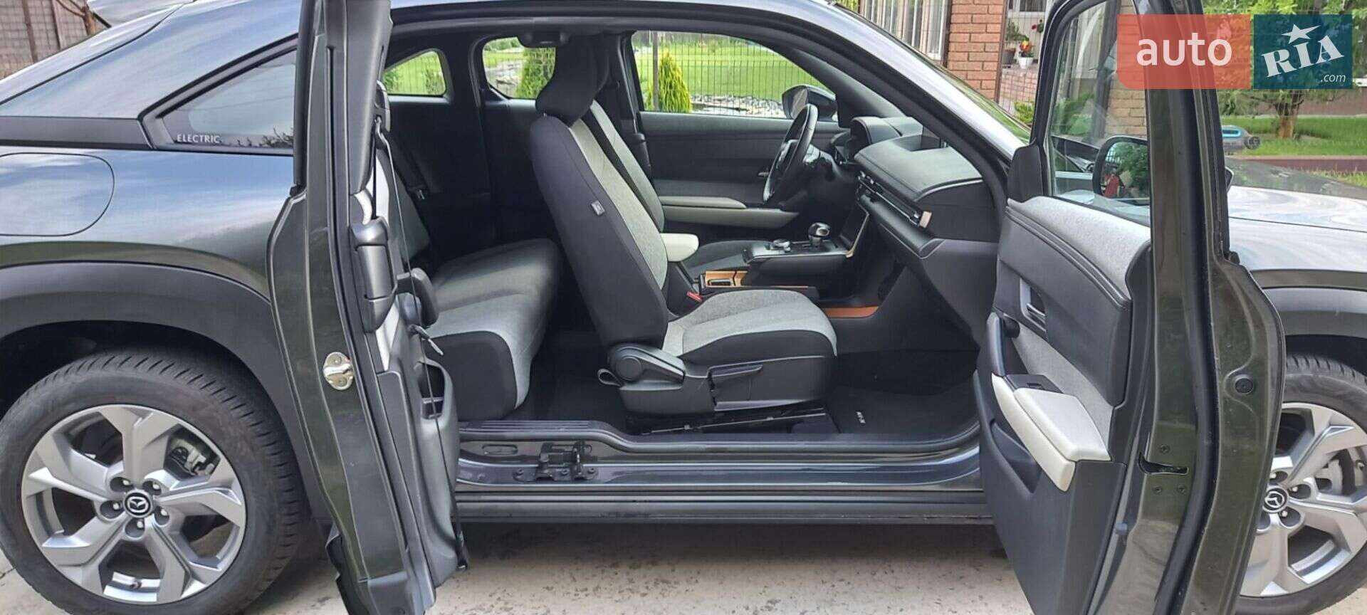 Mazda MX-30 2021 VIN JMZDR1WBJ00116242 фото оголошення 20 з 36