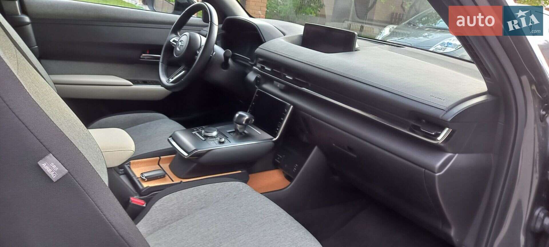 Mazda MX-30 2021 VIN JMZDR1WBJ00116242 фото оголошення 23 з 36