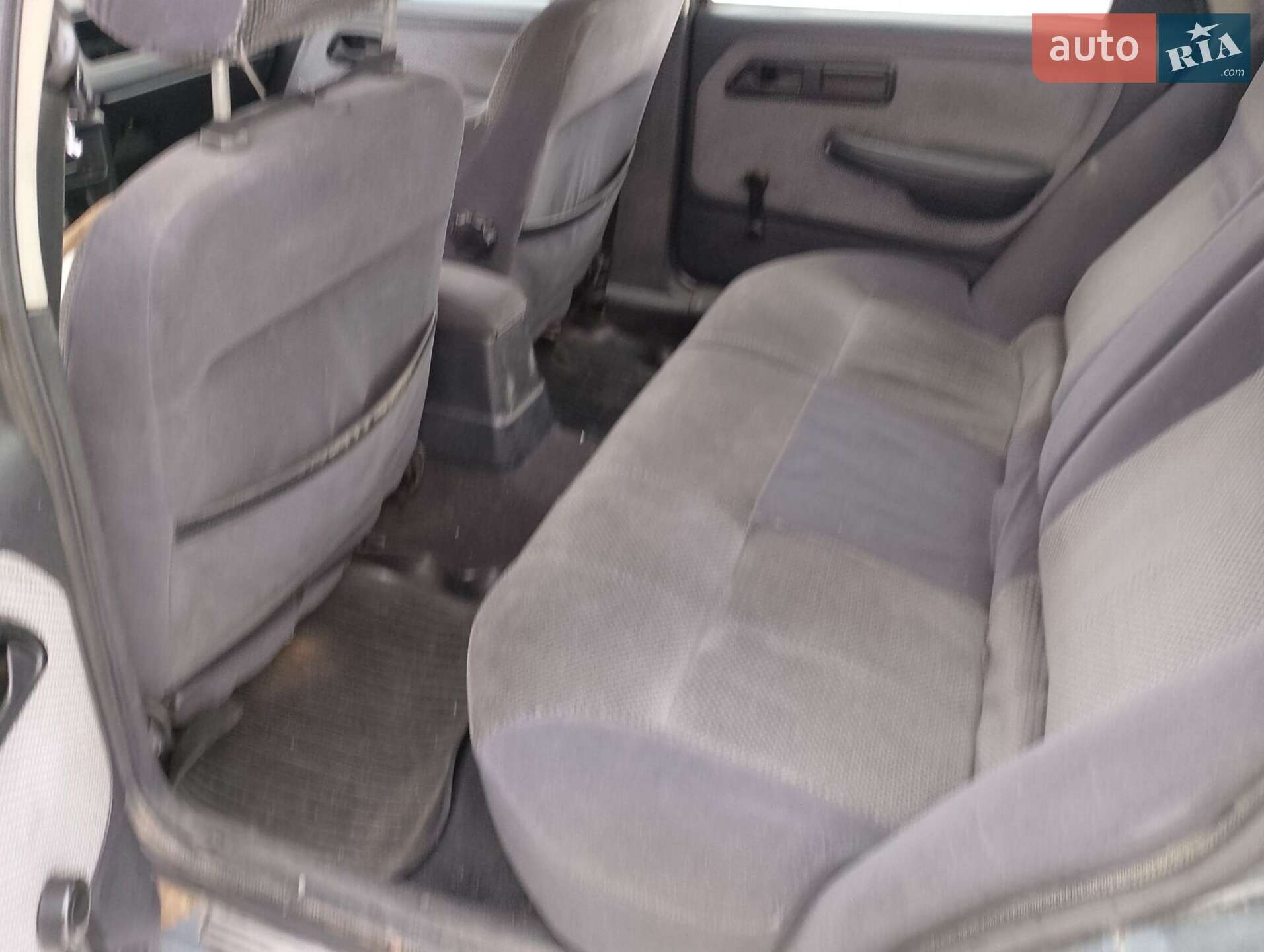 Ford Sierra 1992 VIN WF0FXXGBBFNC63499 фото оголошення 4 з 6