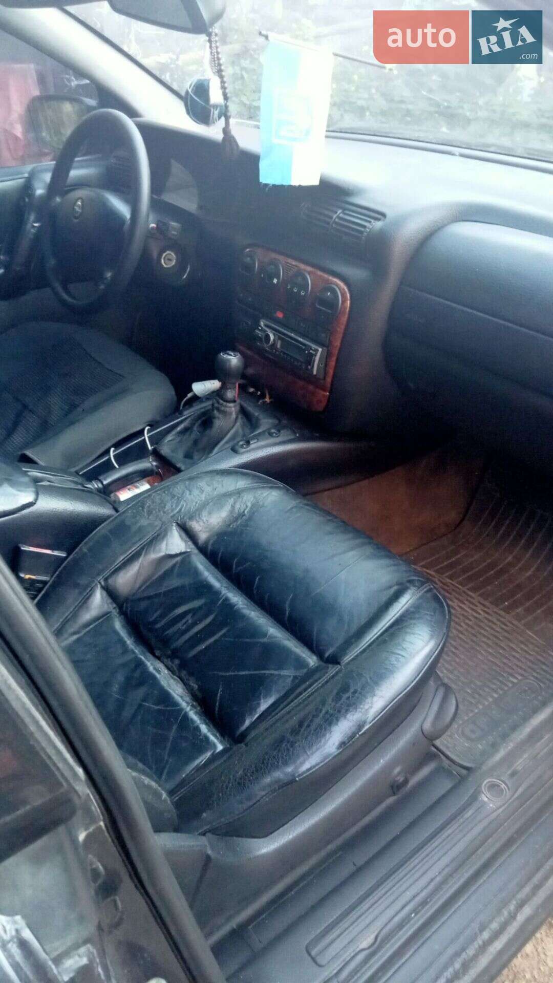Opel Omega 1997 VIN W0L000026V1102075 фото оголошення 2 з 4