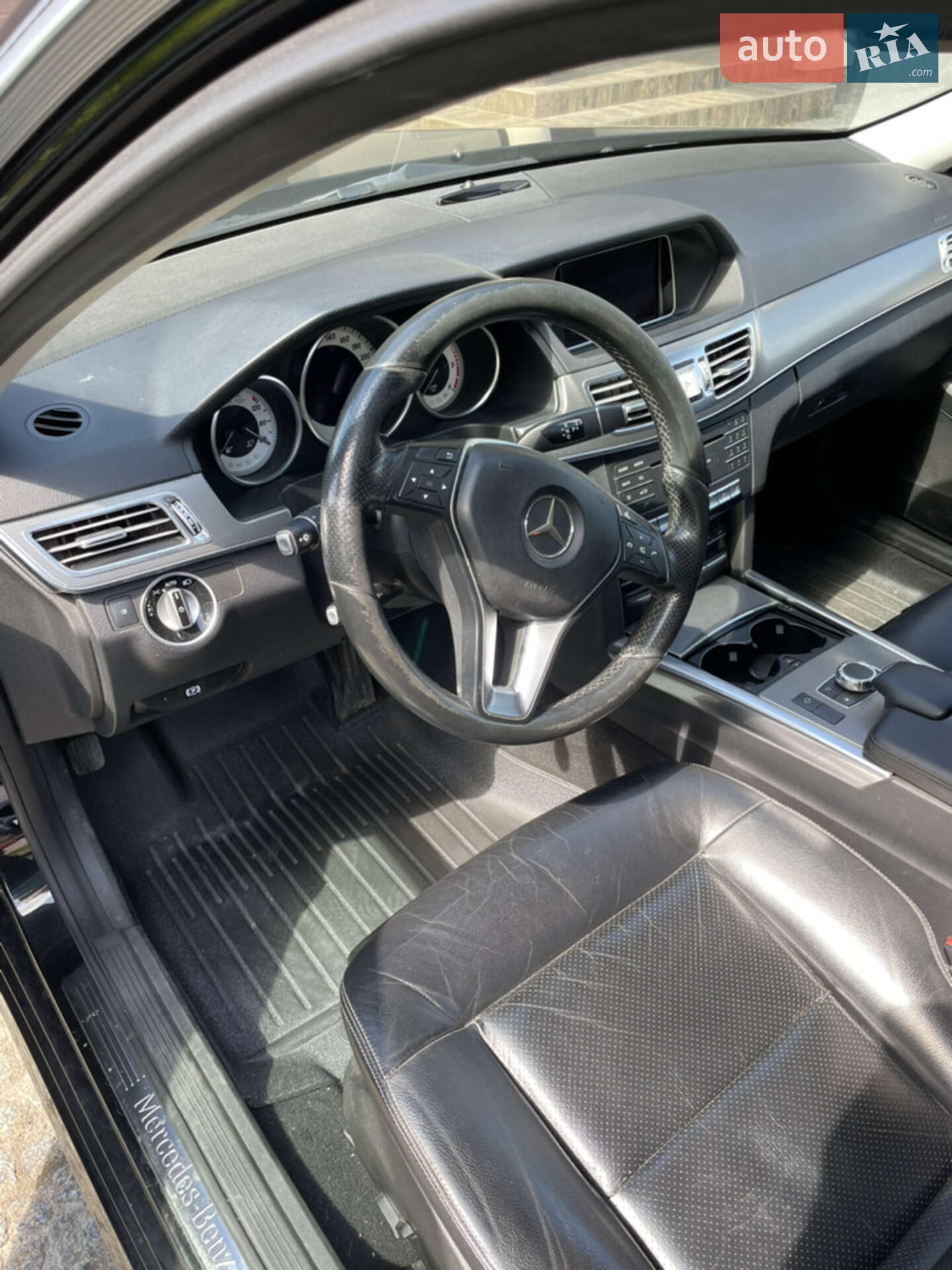 Mercedes-Benz E-Class 2015 VIN WDD2122011B299312 фото оголошення 18 з 81