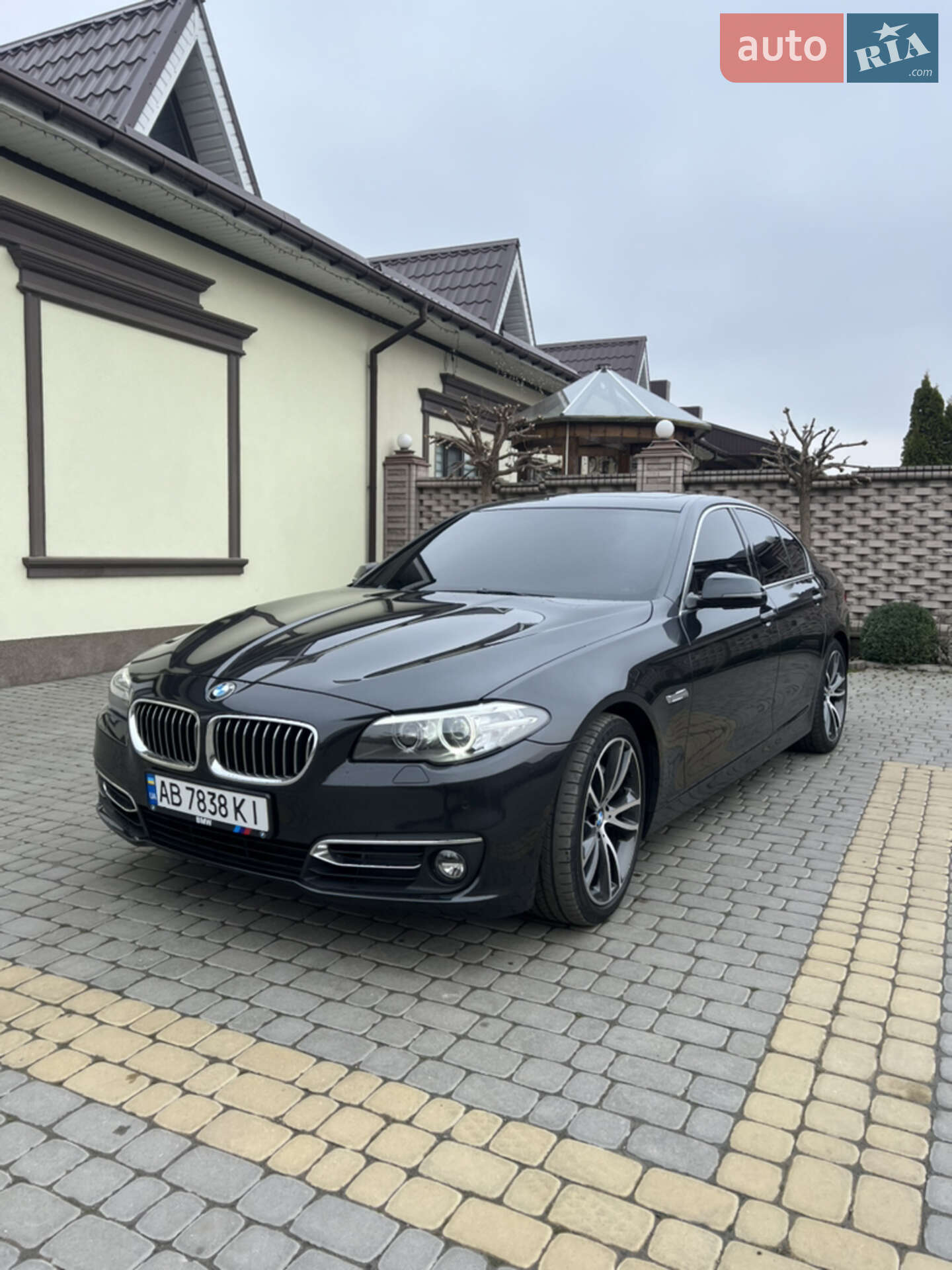 BMW 5 Series 2013 VIN WBAFV3C5XED684282 фото оголошення 19 з 20