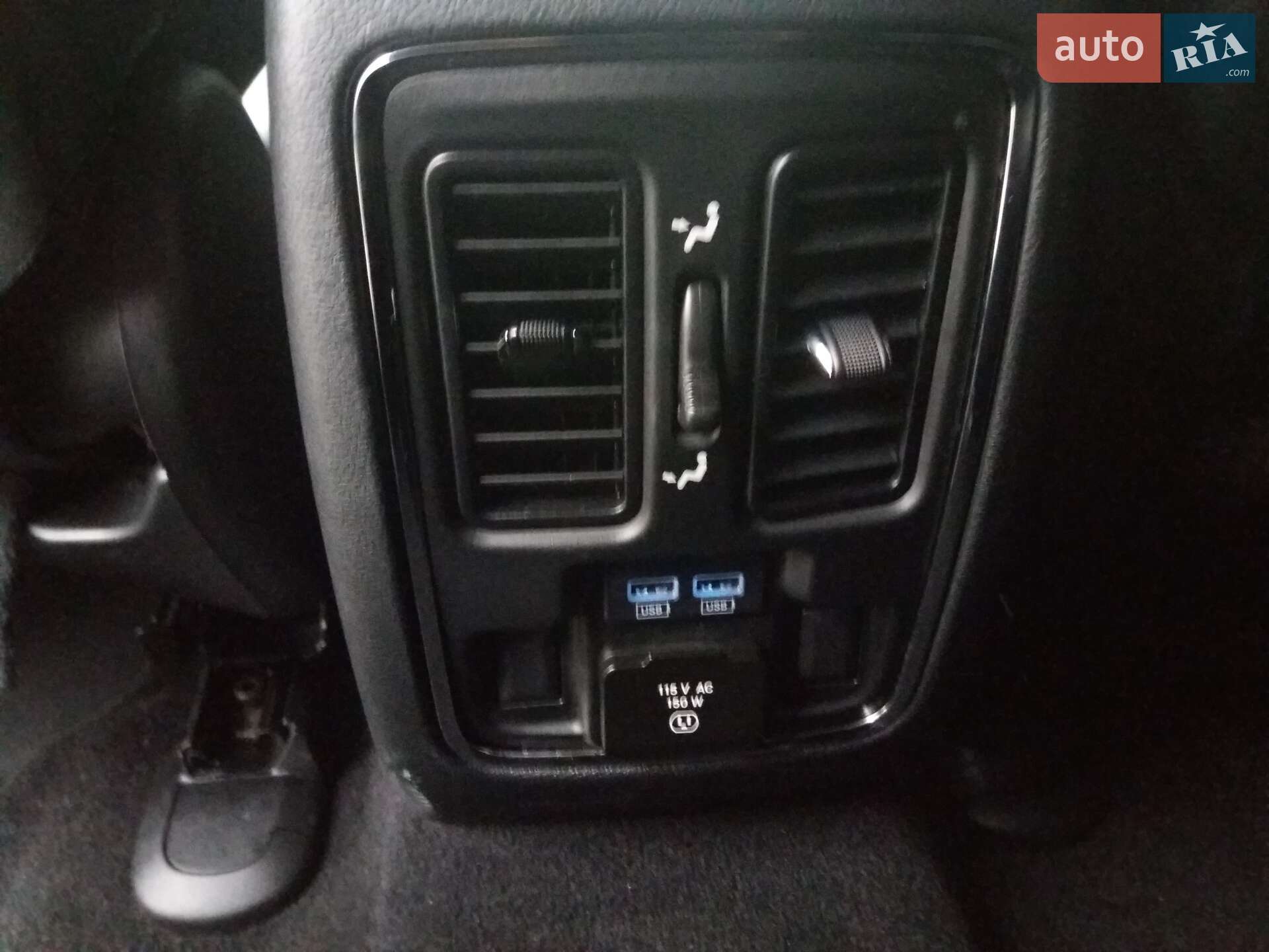 Jeep Grand Cherokee 2019 VIN 1C4RJFBGXKC804065 фото оголошення 19 з 23
