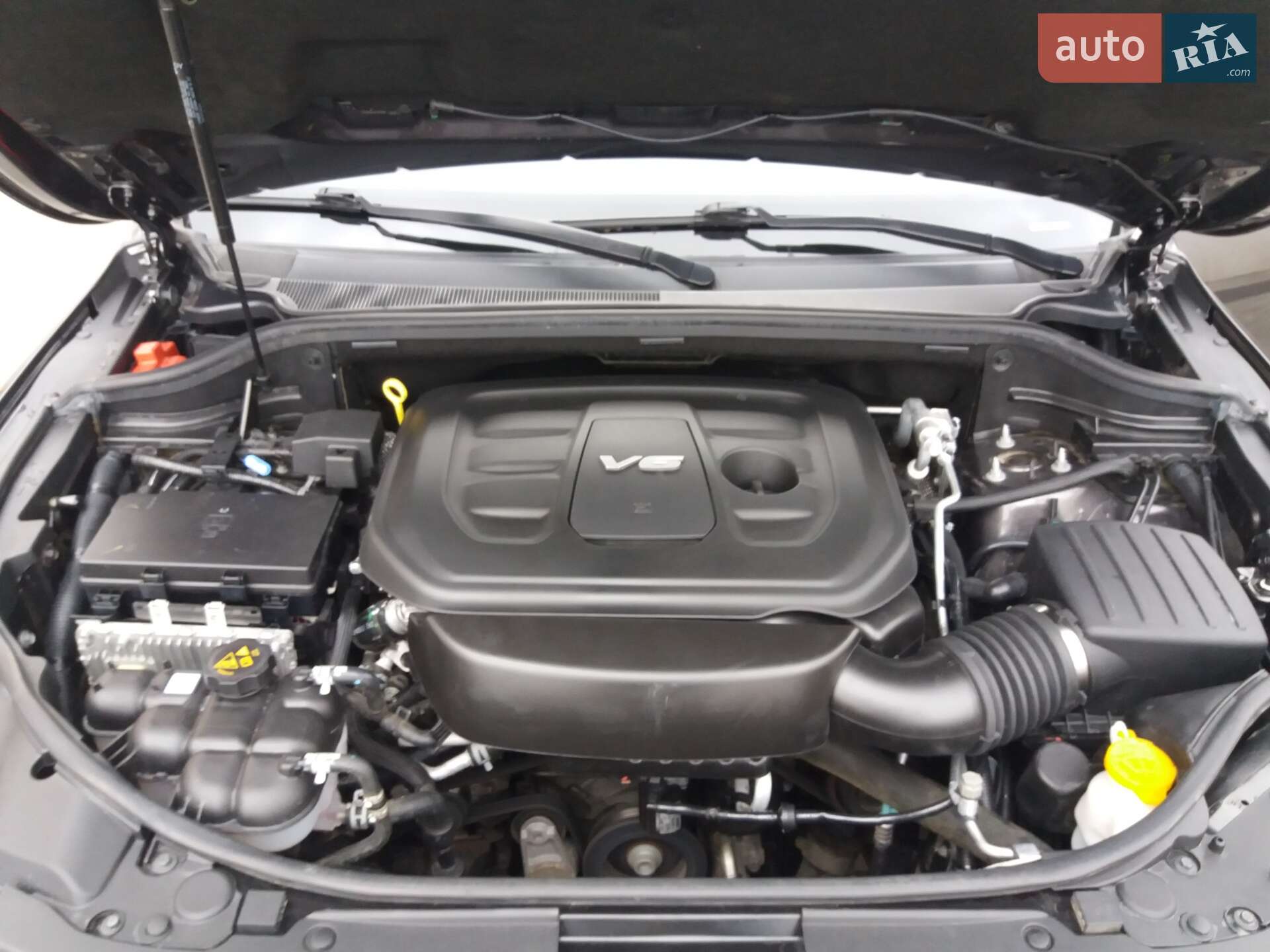 Jeep Grand Cherokee 2019 VIN 1C4RJFBGXKC804065 фото оголошення 15 з 23