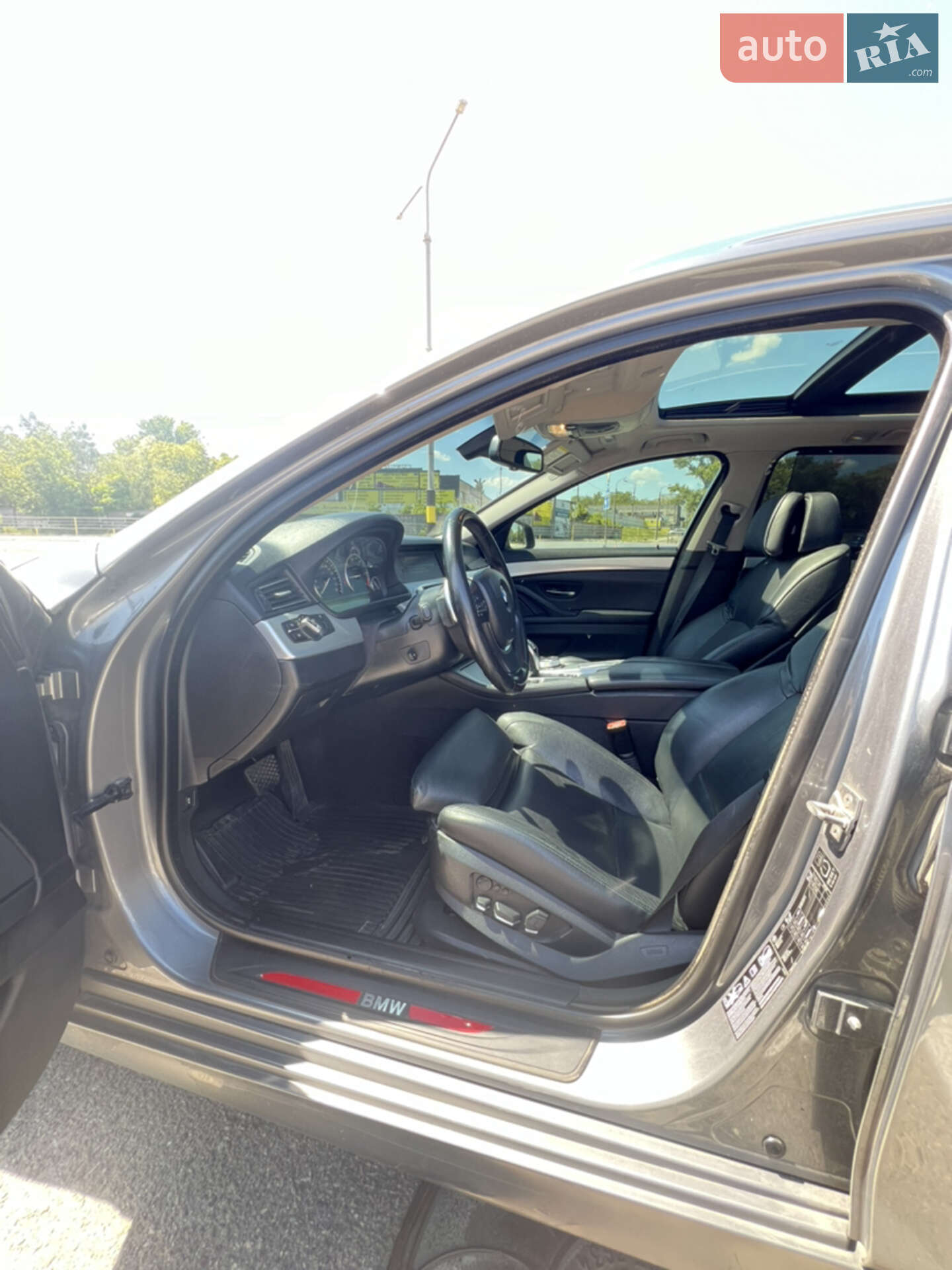 BMW 5 Series 2012 VIN WBAXB91020DX39355 фото оголошення 17 з 36