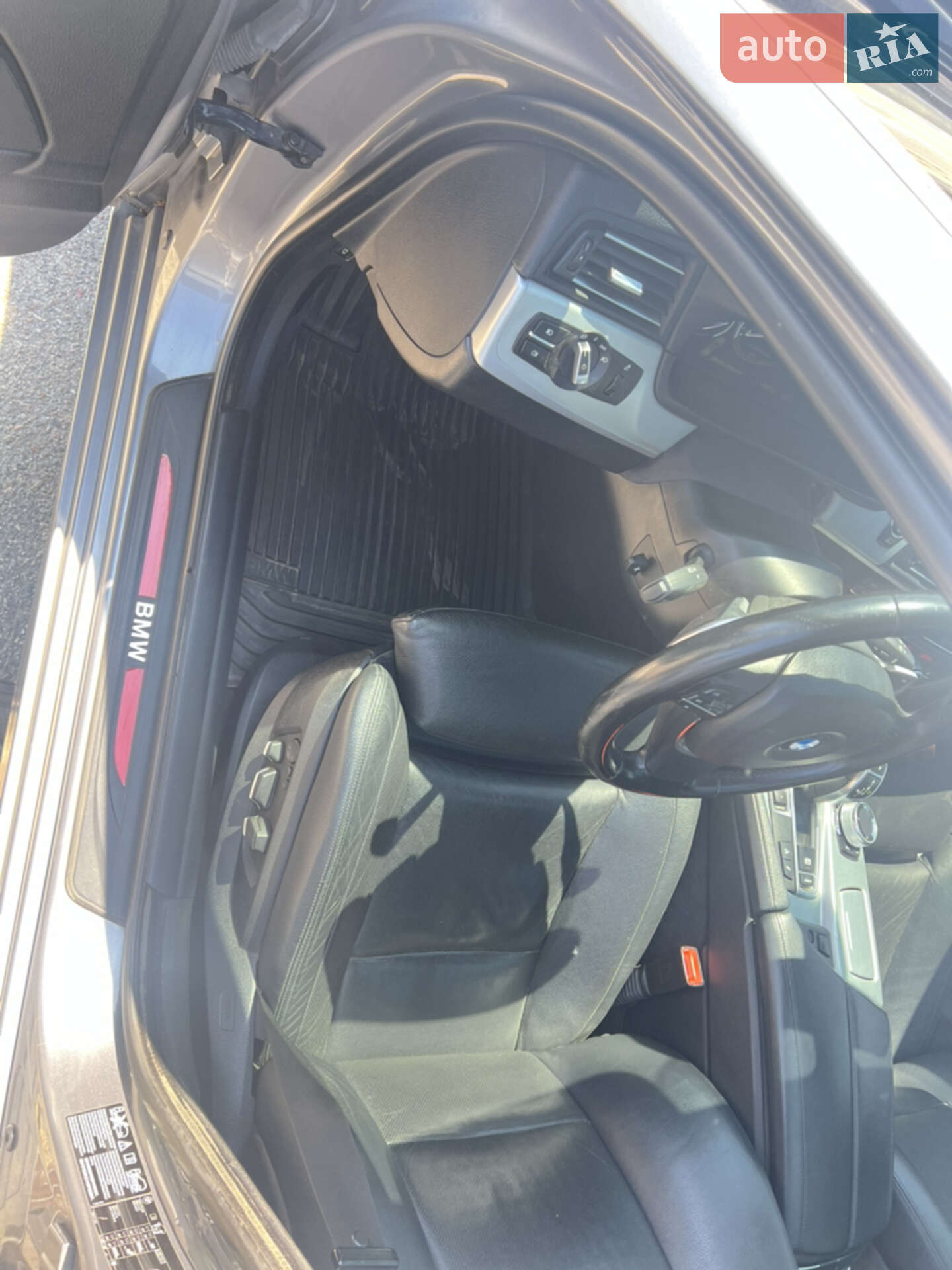 BMW 5 Series 2012 VIN WBAXB91020DX39355 фото оголошення 31 з 36