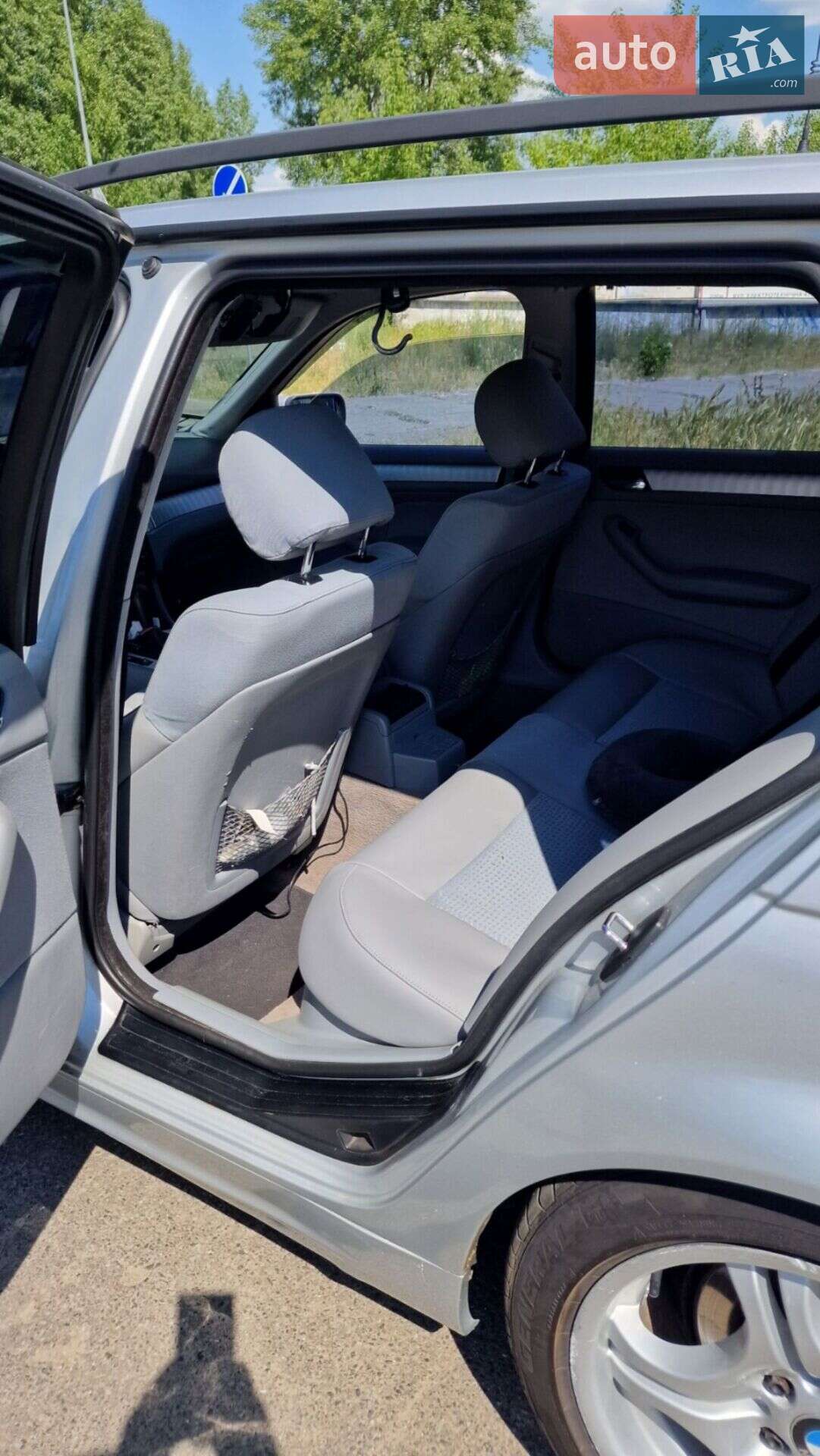 BMW 3 Series 2003 VIN WBAAP71060PN42425 фото оголошення 5 з 24