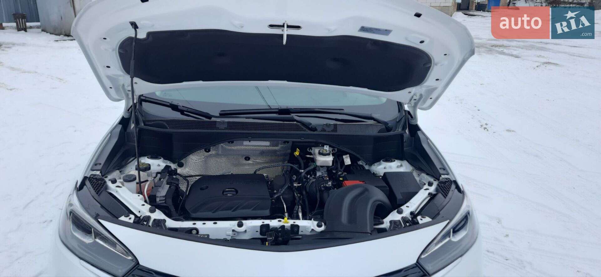 Buick Encore GX 2021 VIN KL4MMESL0MB182376 фото оголошення 12 з 13
