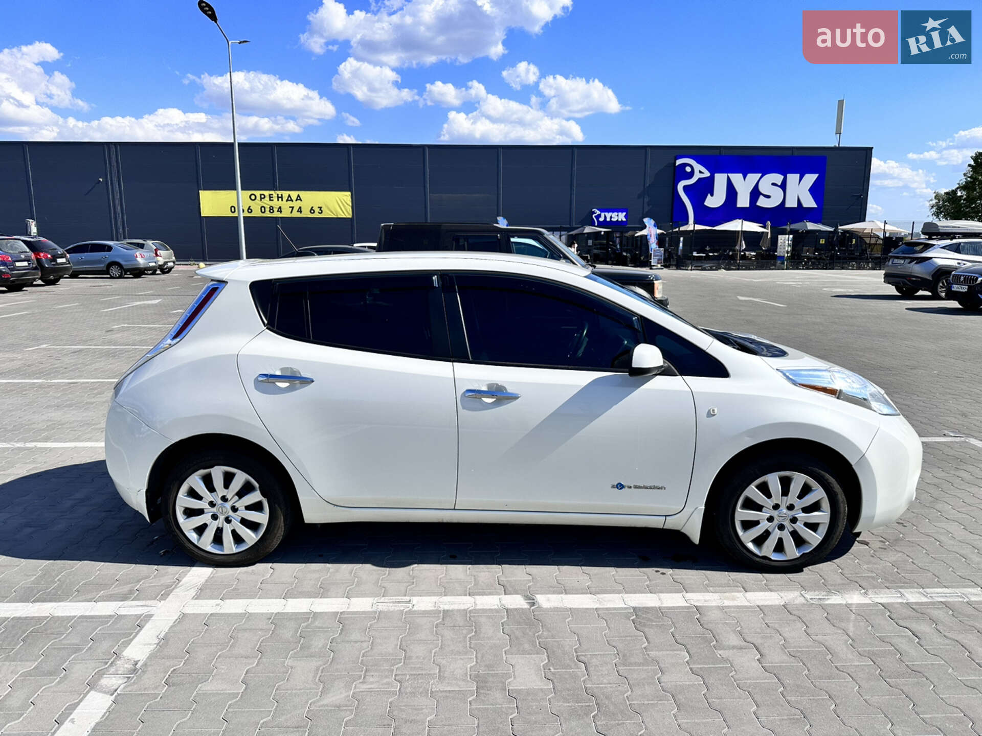 Nissan Leaf 2015 VIN 1N4AZ0CP3FC331669 фото оголошення 2 з 24