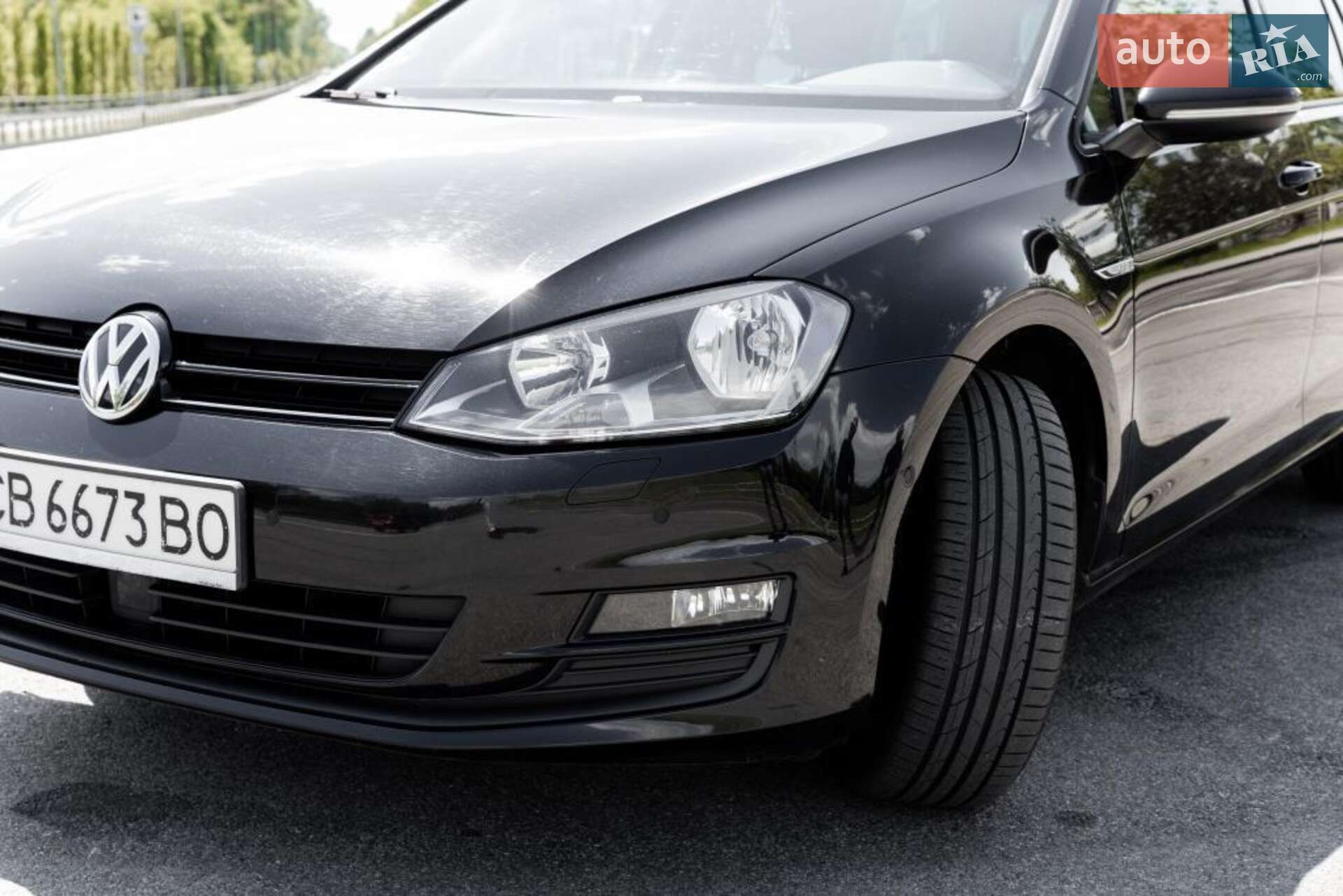 Volkswagen Golf 2014 VIN WVWZZZAUZFP563120 фото оголошення 2 з 40