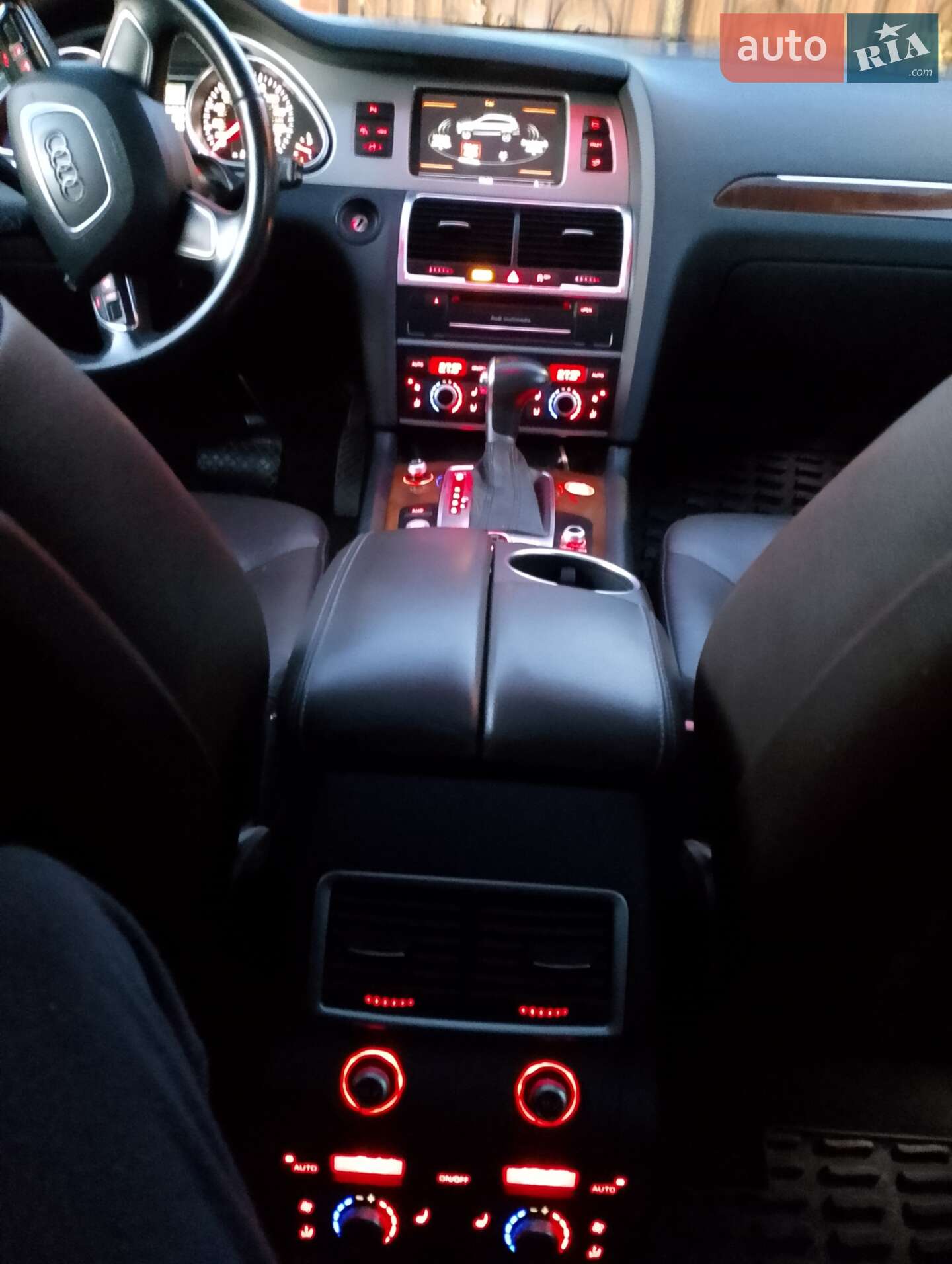 Audi Q7 2012 VIN WA1DGAFE8CD007369 фото оголошення 14 з 18