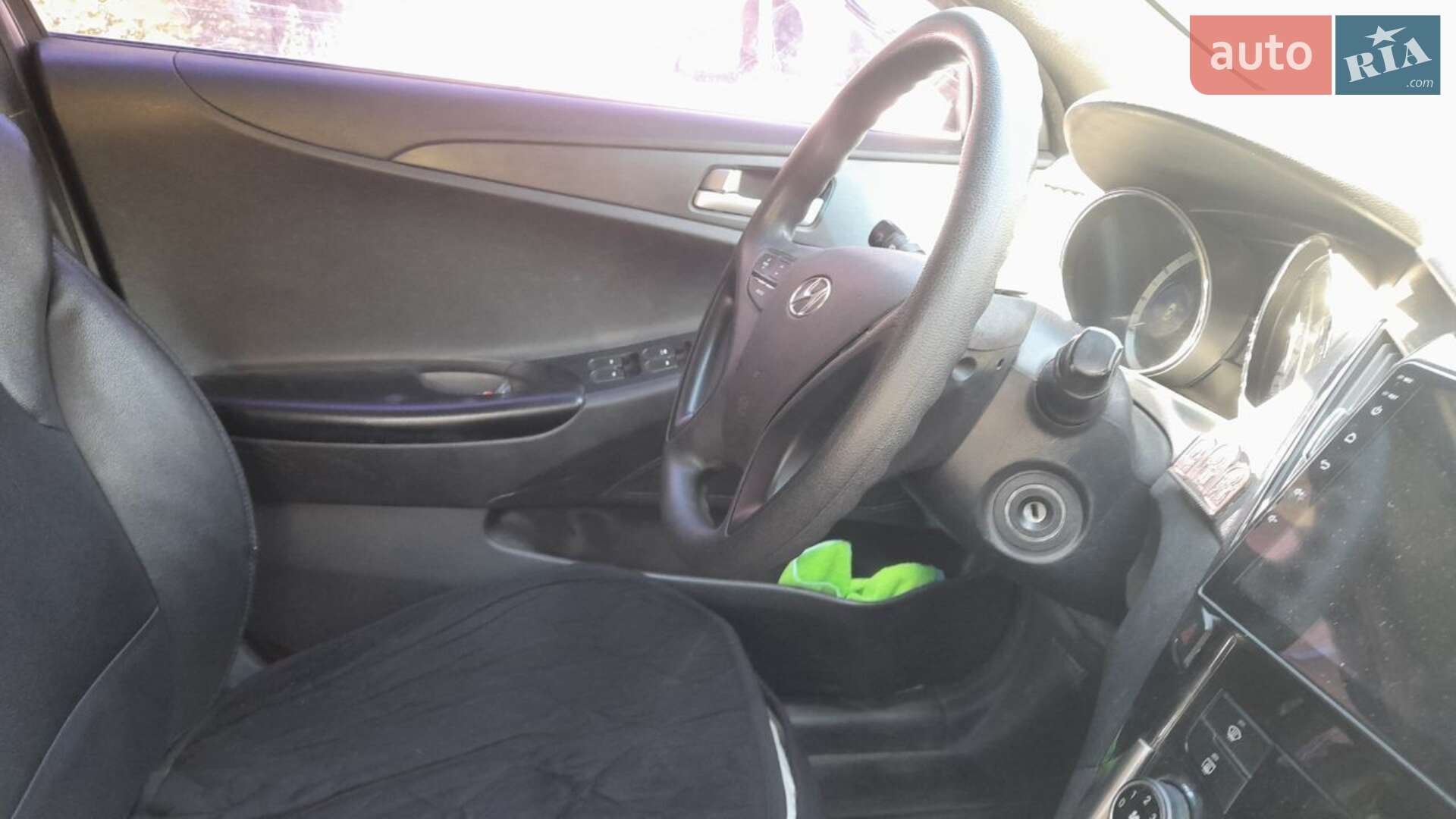 Hyundai Sonata 2012 VIN KMHEC41LBCA424942 фото оголошення 3 з 15