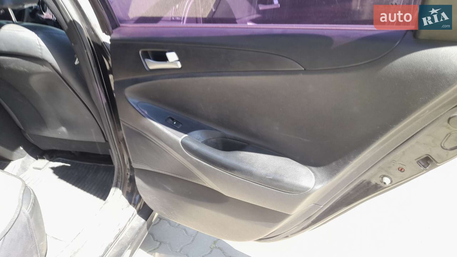 Hyundai Sonata 2012 VIN KMHEC41LBCA424942 фото оголошення 6 з 15