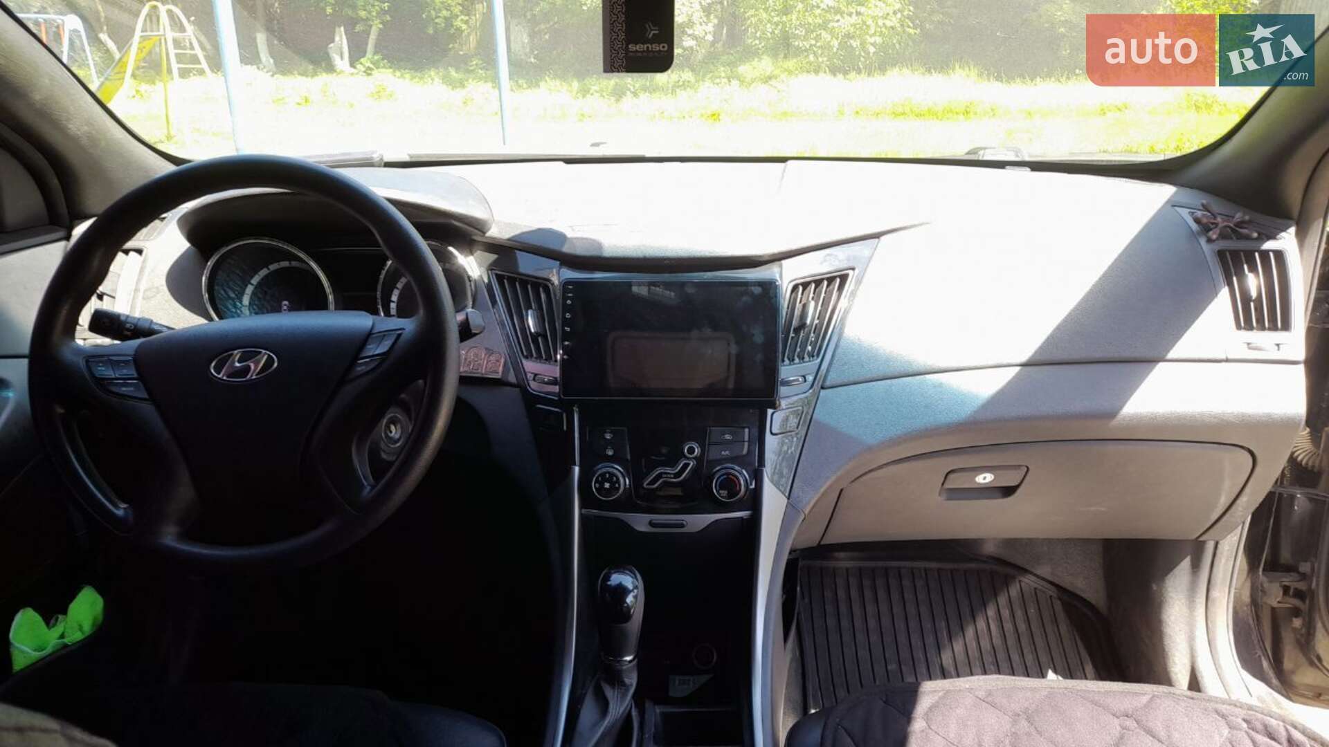 Hyundai Sonata 2012 VIN KMHEC41LBCA424942 фото оголошення 8 з 15
