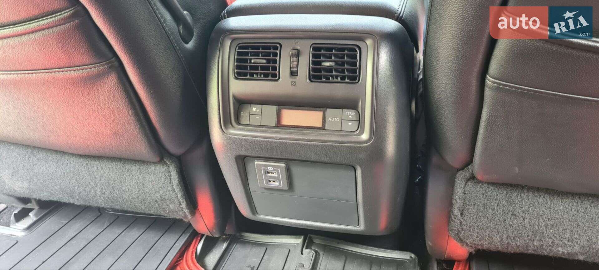 Nissan Pathfinder 2018 VIN 5N1DR2MM0JC649342 фото оголошення 6 з 15