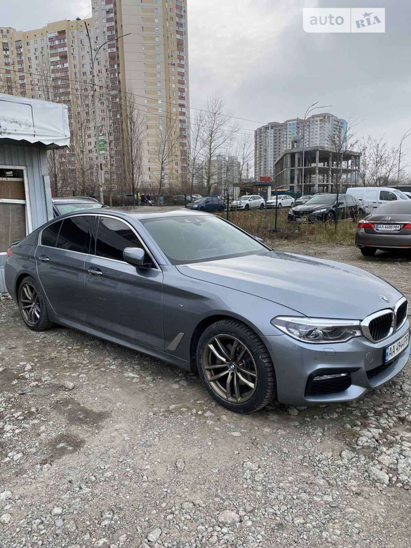 BMW 5 Series 2017 VIN WBAJC3100JG995266 фото оголошення 9 з 17