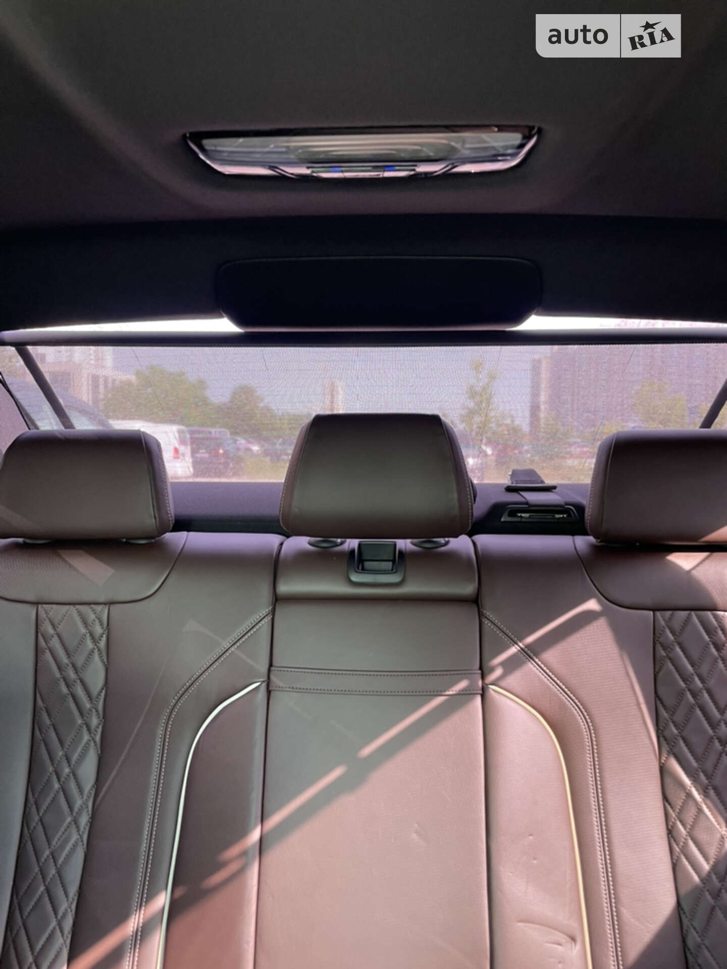BMW 5 Series 2017 VIN WBAJC3100JG995266 фото оголошення 12 з 17