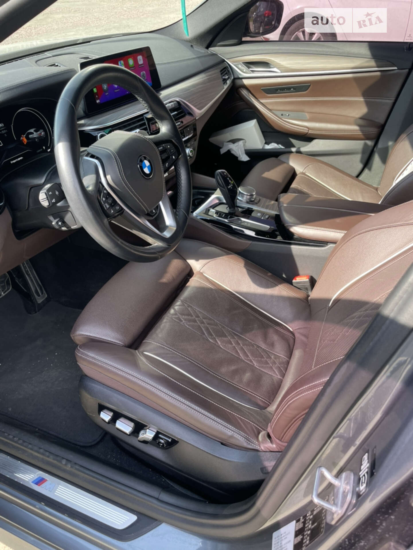 BMW 5 Series 2017 VIN WBAJC3100JG995266 фото оголошення 16 з 17