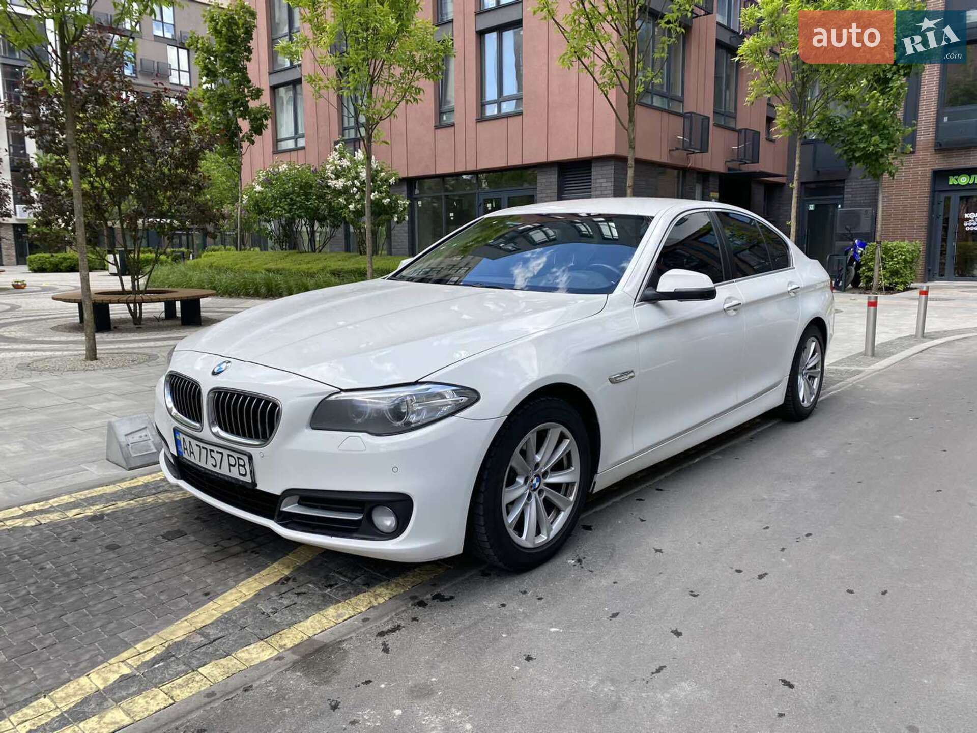BMW 5 Series 2016 VIN WBA5A31020G369028 фото оголошення 5 з 8