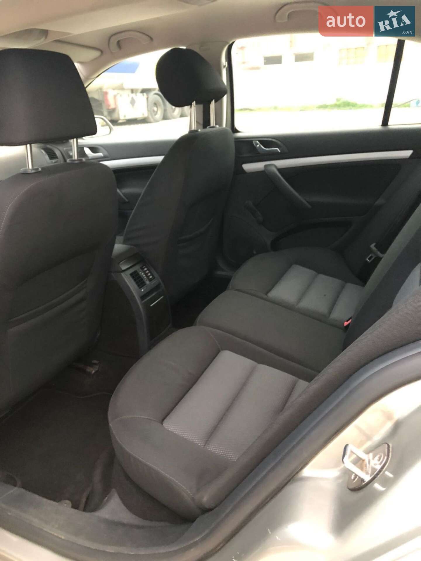 Skoda Octavia 2007 VIN TMBCA61Z172124268 фото оголошення 2 з 26