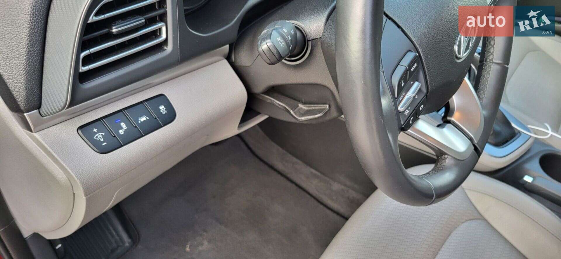 Hyundai Elantra 2018 VIN KMHD84LF2KU804230 фото оголошення 17 з 41
