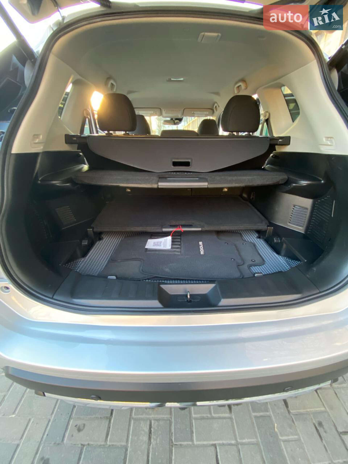 Nissan Rogue 2019 VIN KNMAT2MVXKP533660 фото оголошення 5 з 13