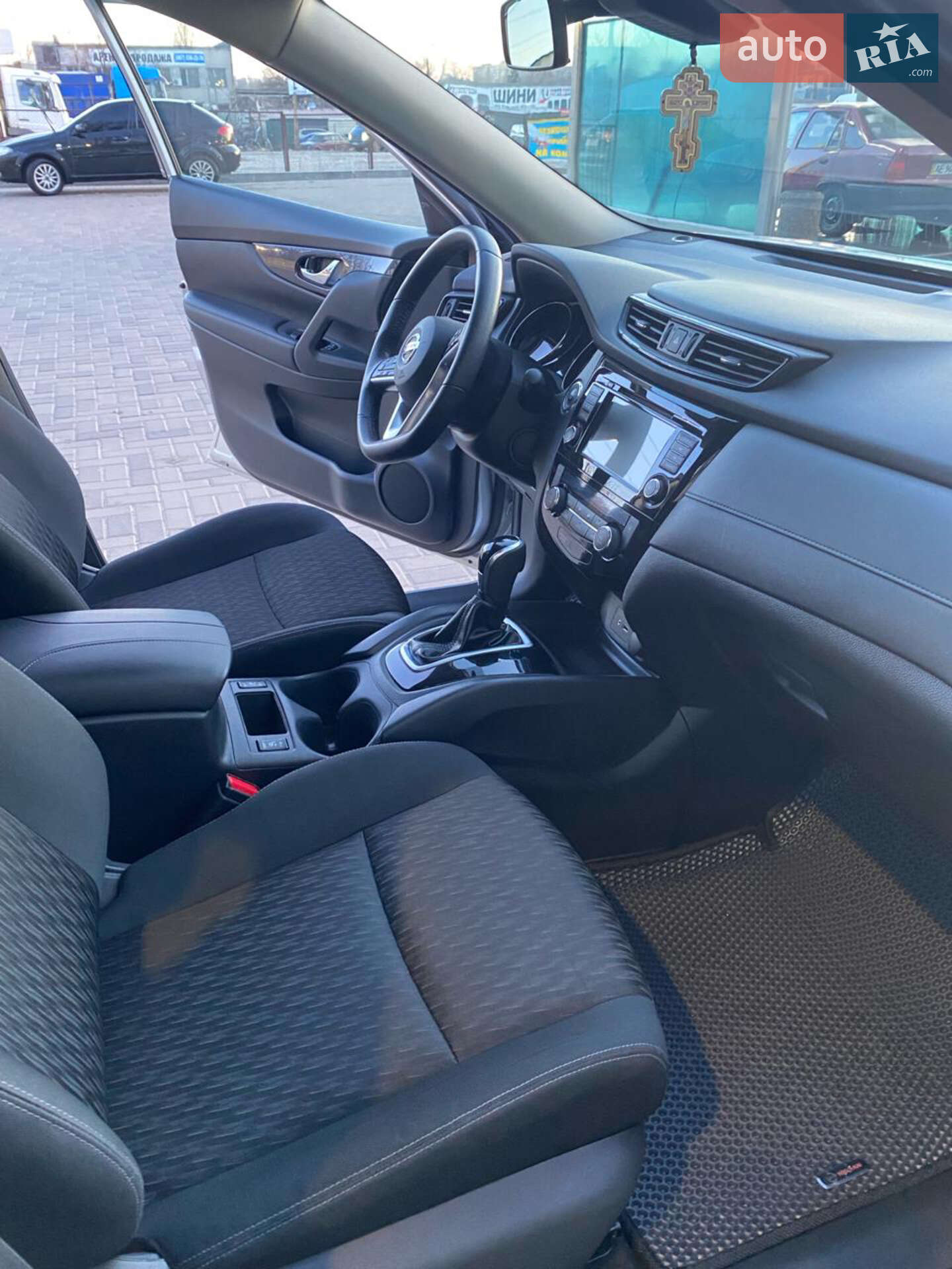 Nissan Rogue 2019 VIN KNMAT2MVXKP533660 фото оголошення 7 з 13