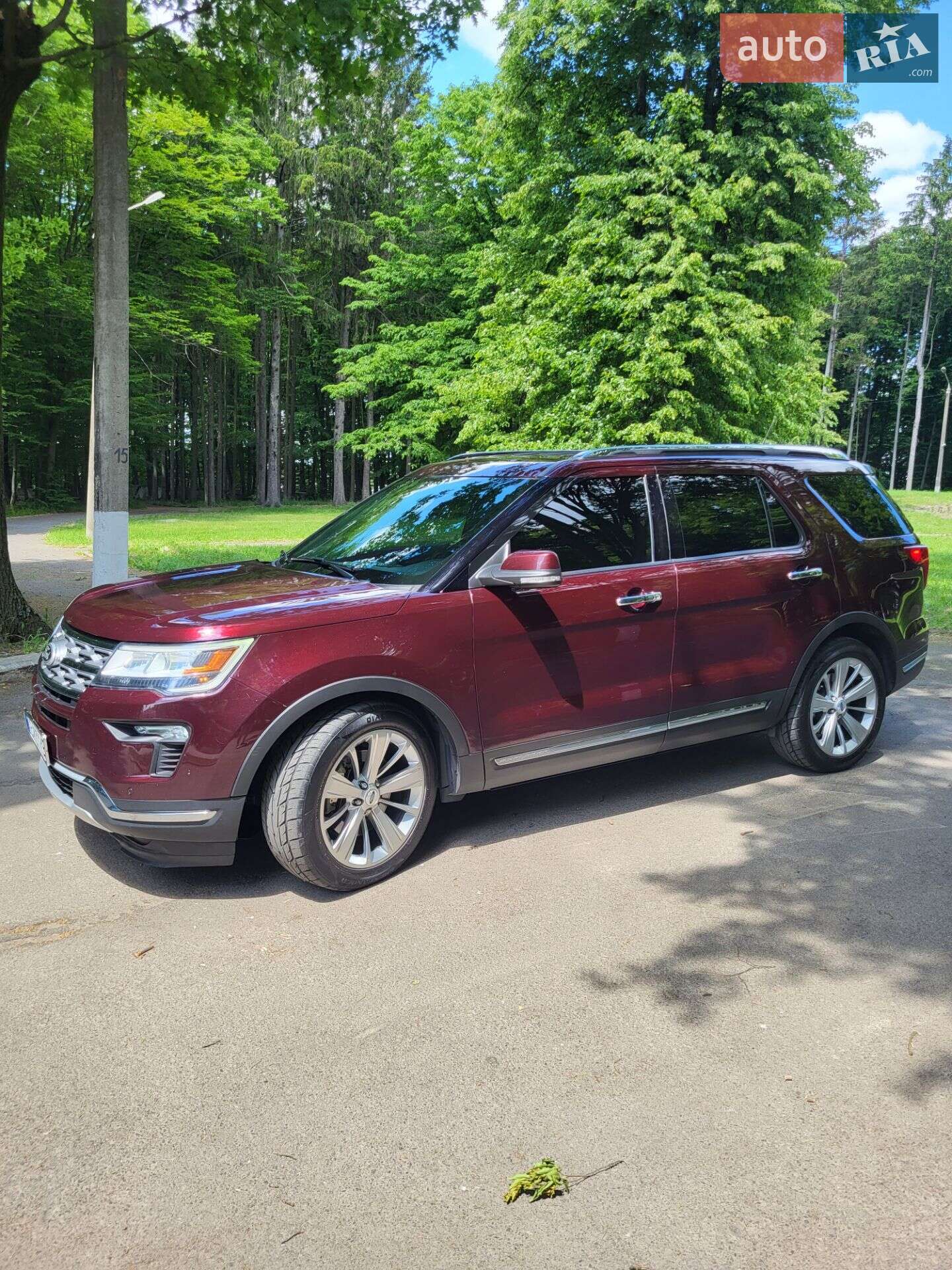 Ford Explorer 2018 VIN 1FM5K7F85JGC80461 фото оголошення 7 з 30