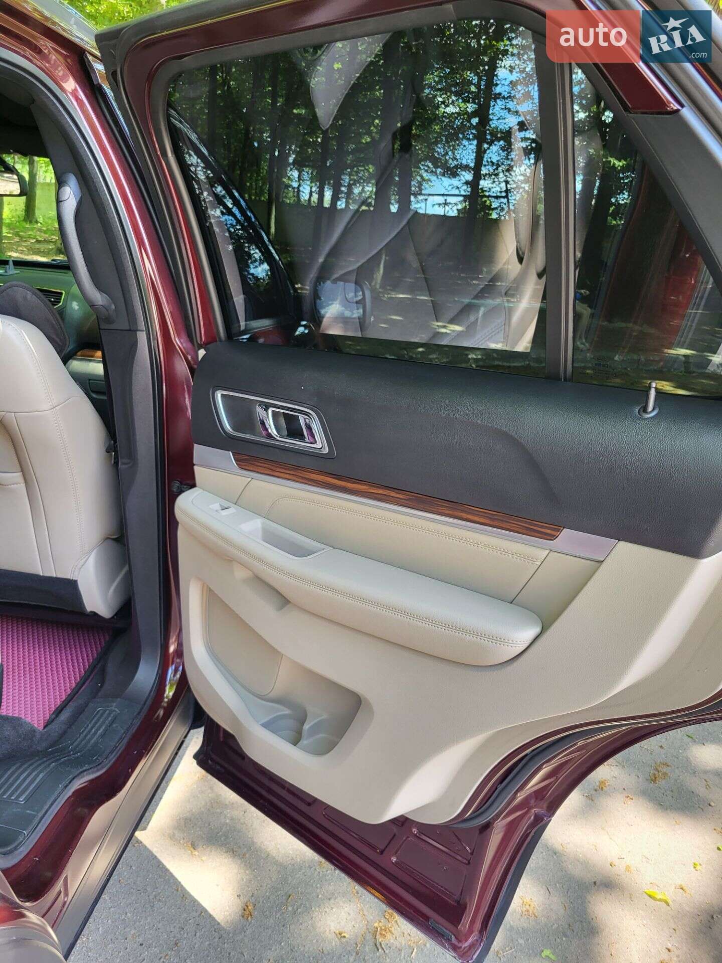 Ford Explorer 2018 VIN 1FM5K7F85JGC80461 фото оголошення 18 з 30