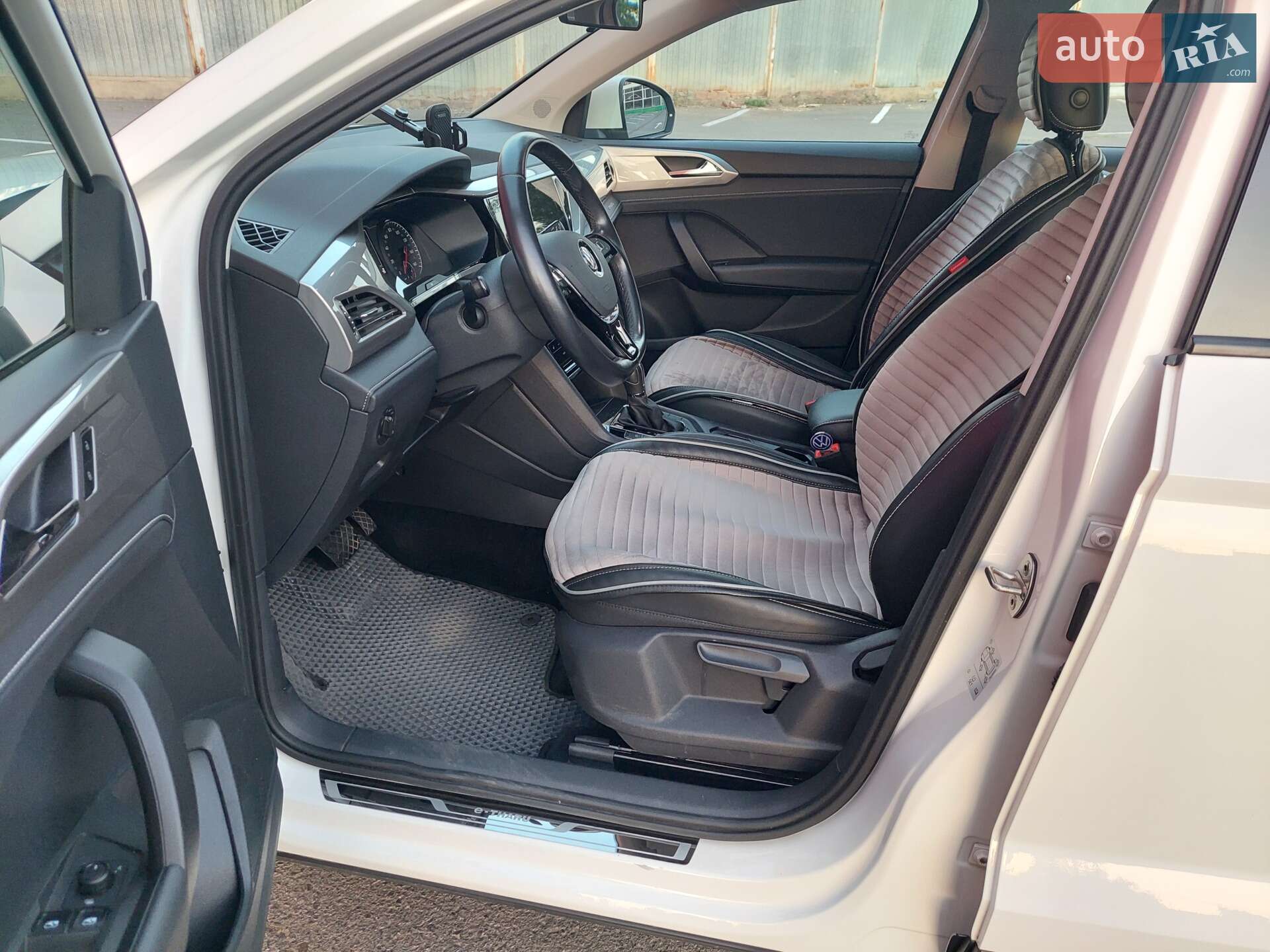 Volkswagen E-Tharu 2020 VIN LSVUZ6B24LN049280 фото оголошення 2 з 22