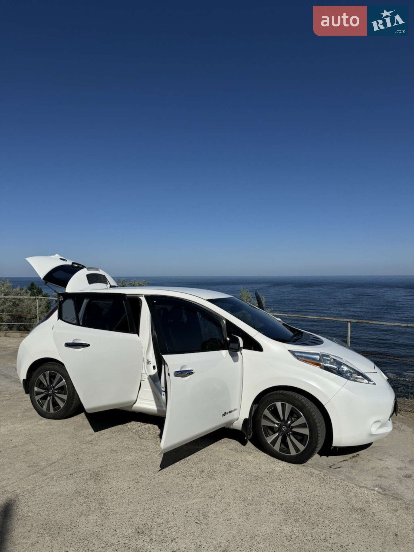 Nissan Leaf 2016 VIN 1N4BZ0CP4GC310271 фото оголошення 3 з 59