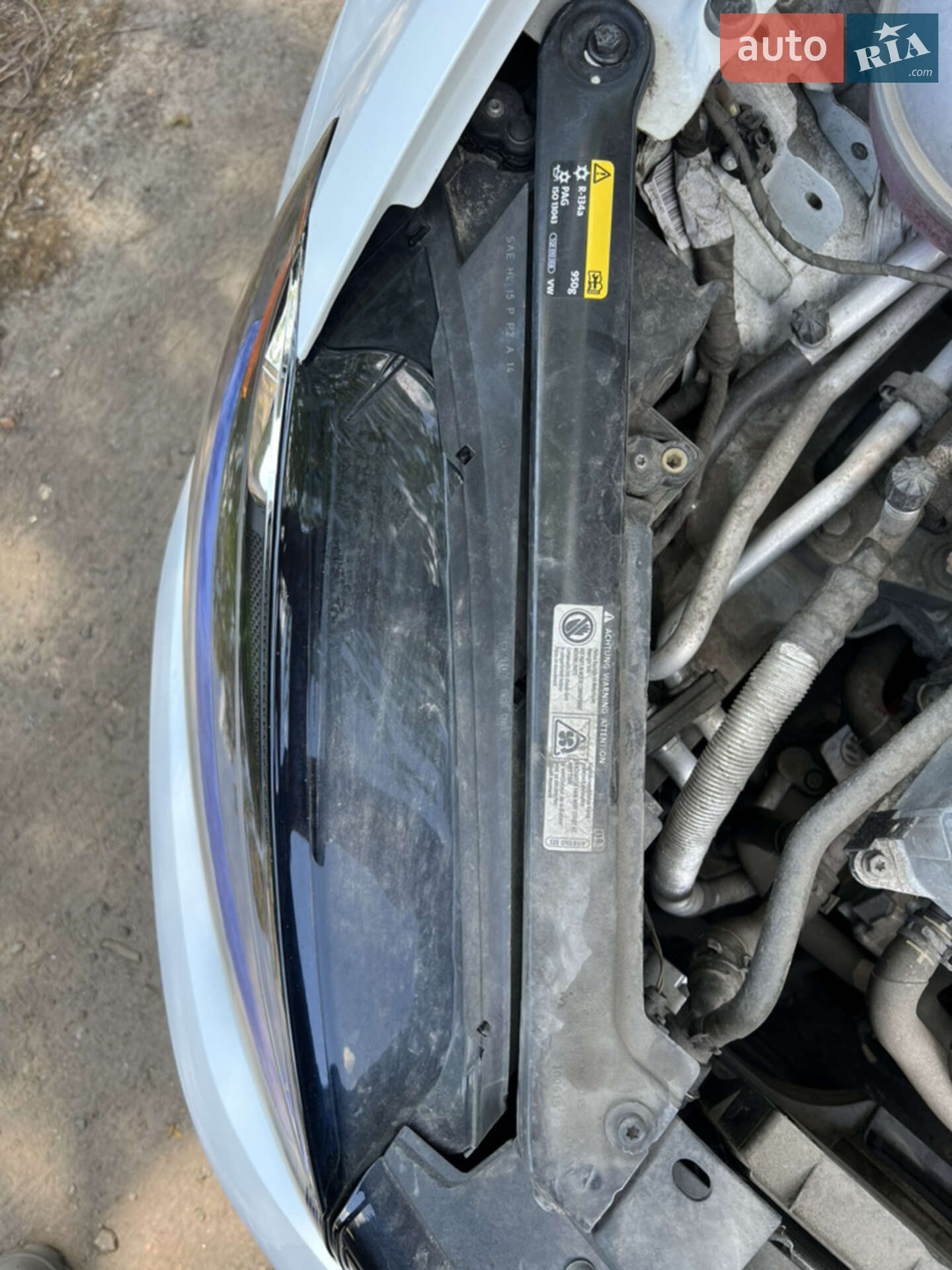 Volkswagen e-Golf 2015 VIN WVWPP7AU6GW901904 фото оголошення 12 з 20